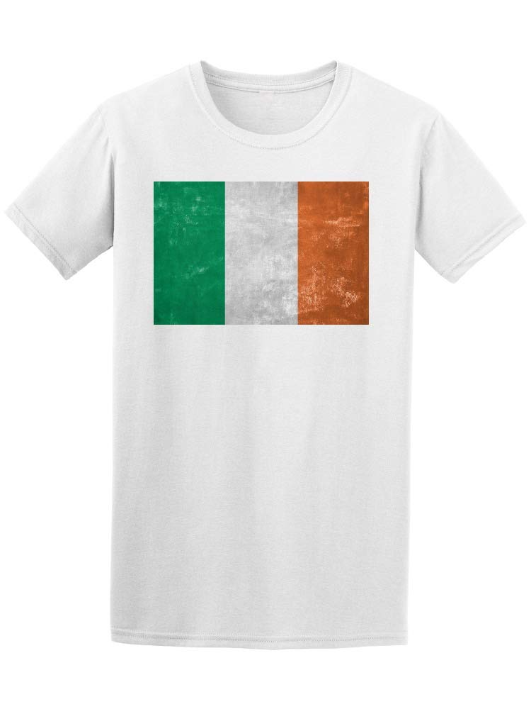 Vintage Grunge Ireland Flag T-Shirt for Men - Distressed Irish Pride Graphic Tee - Perfect for St. Patrick's Day, Irish Festivals & Casual Wear
