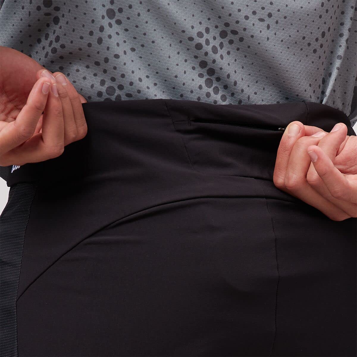 POC Resistance Enduro Shorts - Durable Mountain Bike Shorts for Men & Women - Perfect for Trail Riding & Enduro Racing