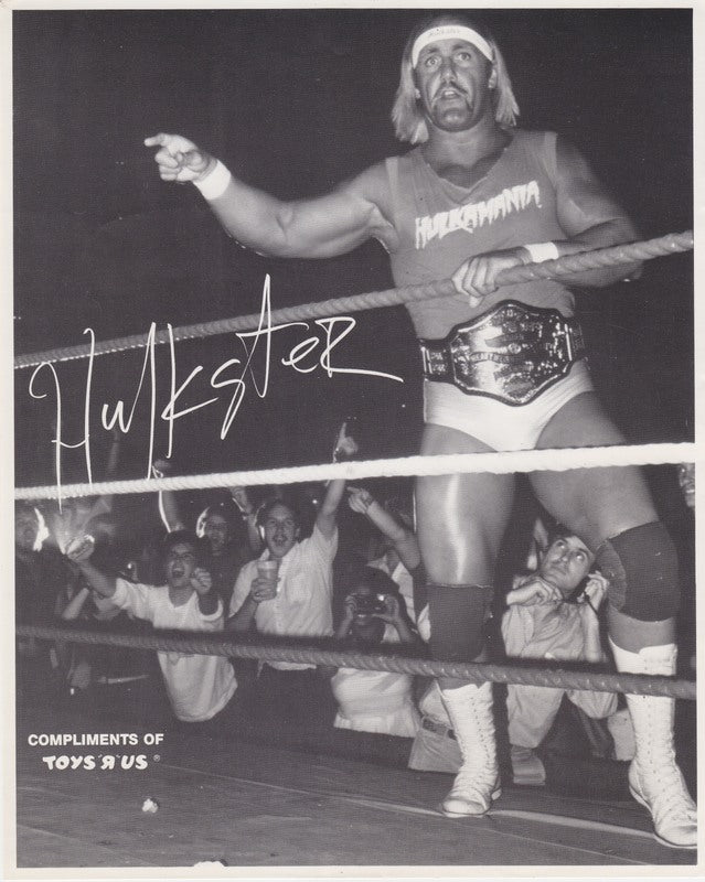 1985 LJN Toys R Us Hulk Hogan Wrestling Action Figure with Pre-Printed Autograph - Vintage Collectible for Wrestling Fans & Nostalgic Gift