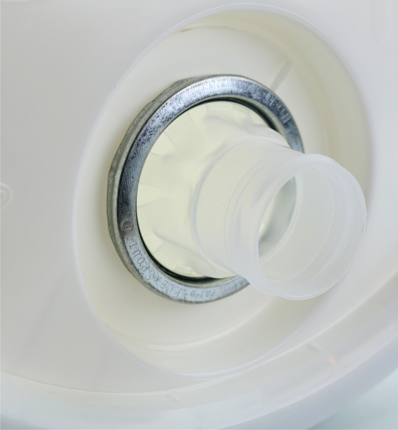 Kelco 64:1 DP:99 Professional Shampoo Concentrate - 5 Gallon Bulk Size for Salons, Car Washes & Commercial Cleaning | High Dilution Ratio Detergent for Deep Cleaning