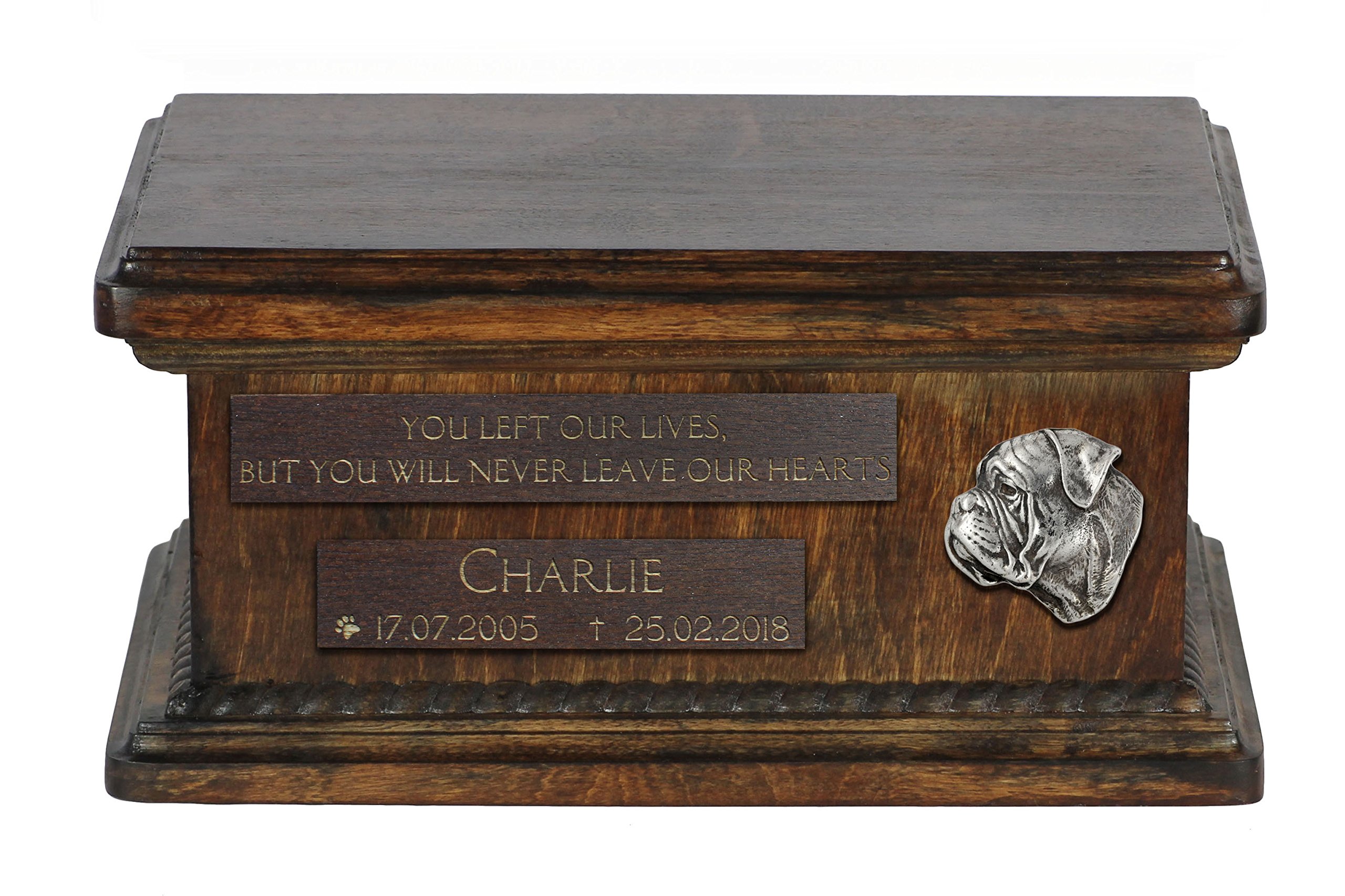 Personalized Bullmastiff Dog Memorial Urn - Custom Engraved Pet Ashes Keepsake with Name & Date - Perfect for Home Memorial Display or Pet Loss Remembrance