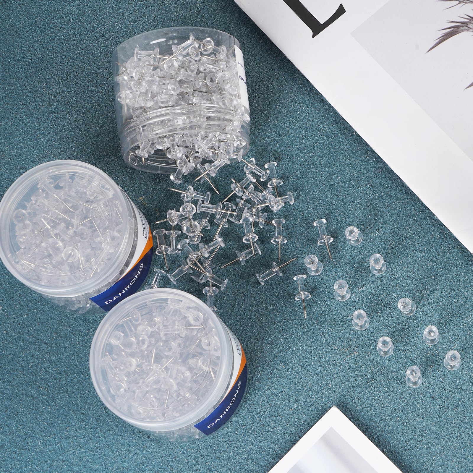 800 PCS Clear Push Pins - Thumb Tacks for Bulletin Board & Cork Board - Steel Point with Clear Plastic Head - Perfect for Hanging Maps, Photos, Calendars - Office & School Supplies for Wall Organization & Decor