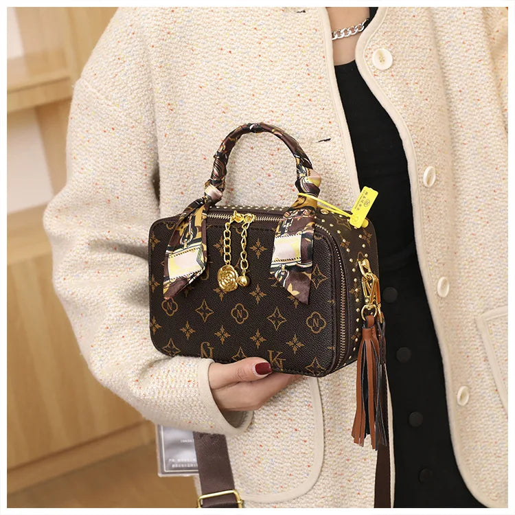 Stylish Women's Crossbody Bags - Luxury Designer Shoulder Purses & Handbags for Travel, Work & Everyday Use | Perfect as Clutch, Tote & Fashion Accessory