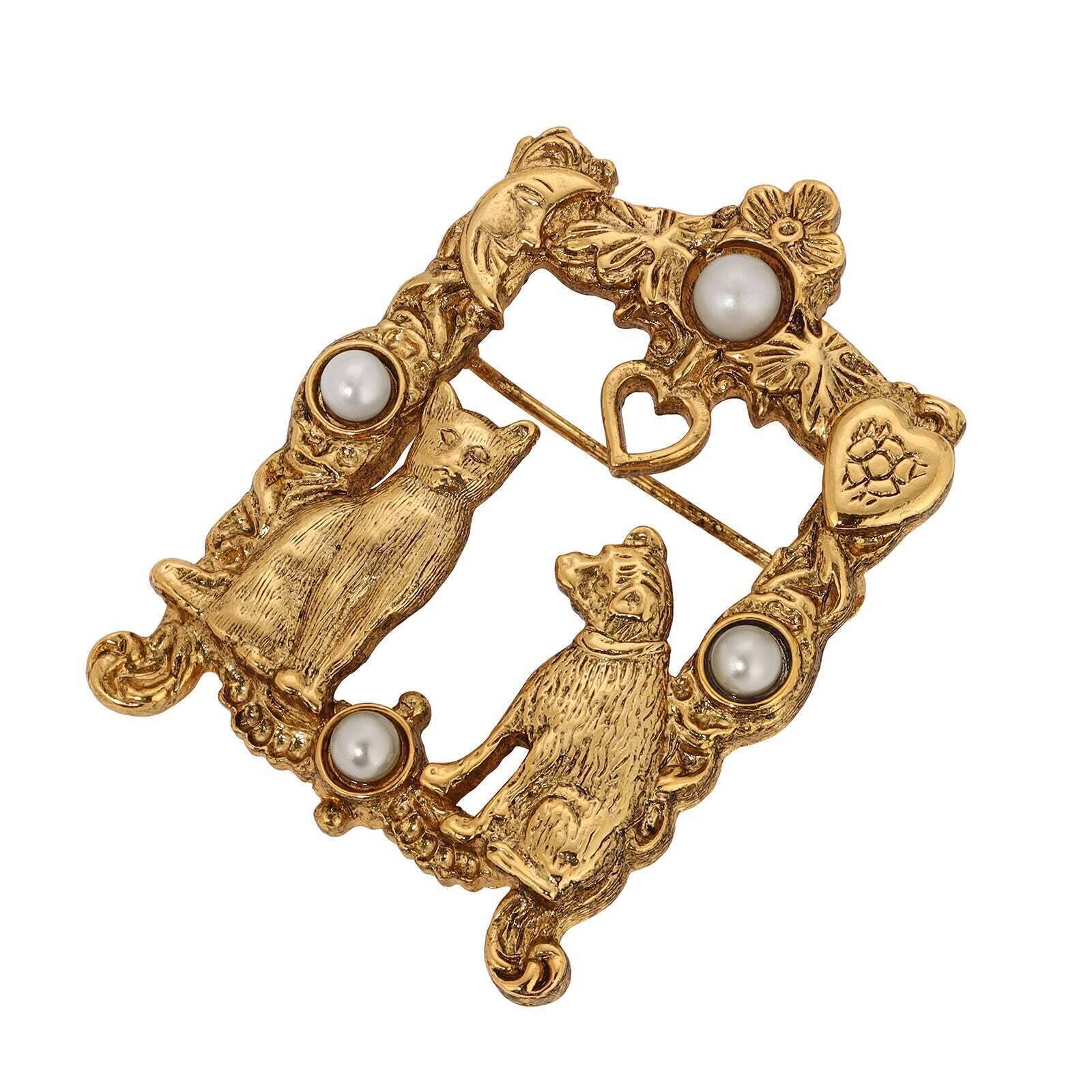 1928 Jewelry Bella & Max On A Windowsill Faux Pearl Brooch Pin - Vintage Inspired Pearl Accessory for Women, Perfect for Weddings, Parties & Special Occasions