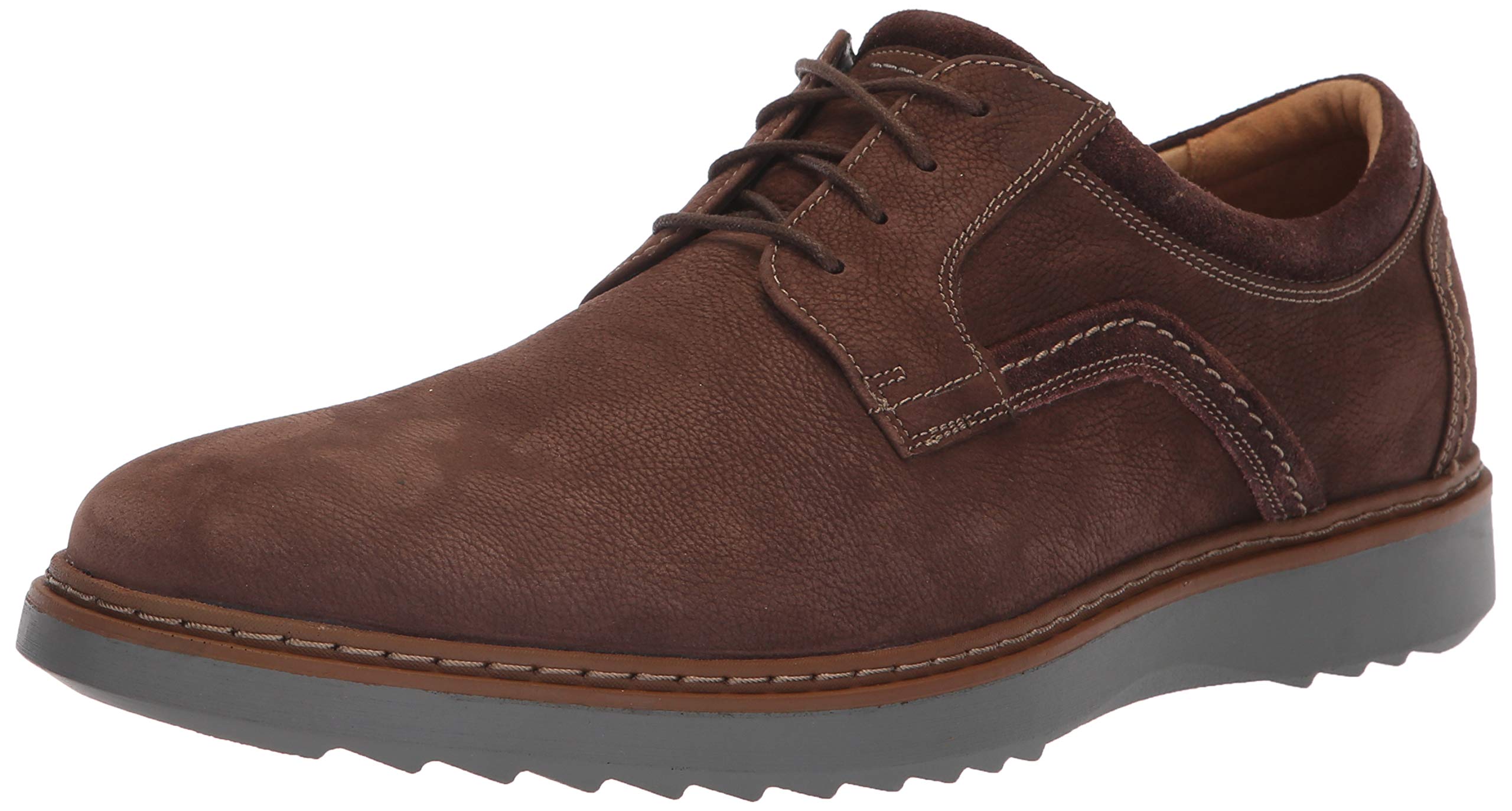 Clarks Men's Un Geo Lace-Up Oxford Shoes - Classic Casual & Formal Dress Shoes for Business, Office & Wedding Occasions