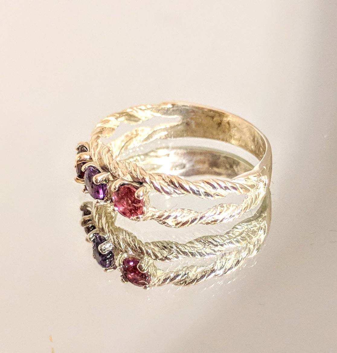 Custom Mothers Ring - Solid Sterling Silver or 14K Gold (White/Yellow/Rose) - 3 to 7 Stone Birthstone Jewelry - Personalized Engraving - Size 7 - Perfect Gift for Mom, Grandma, Birthday & Mother's Day