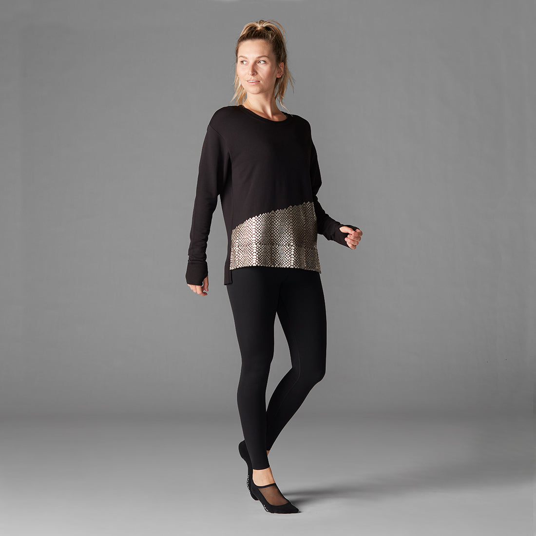 Tavi Noir Cozy Sweatshirt for Women - Soft Fleece Pullover Hoodie, Casual Loungewear for Fall & Winter - Perfect for Coffee Dates, Errands and Relaxing at Home
