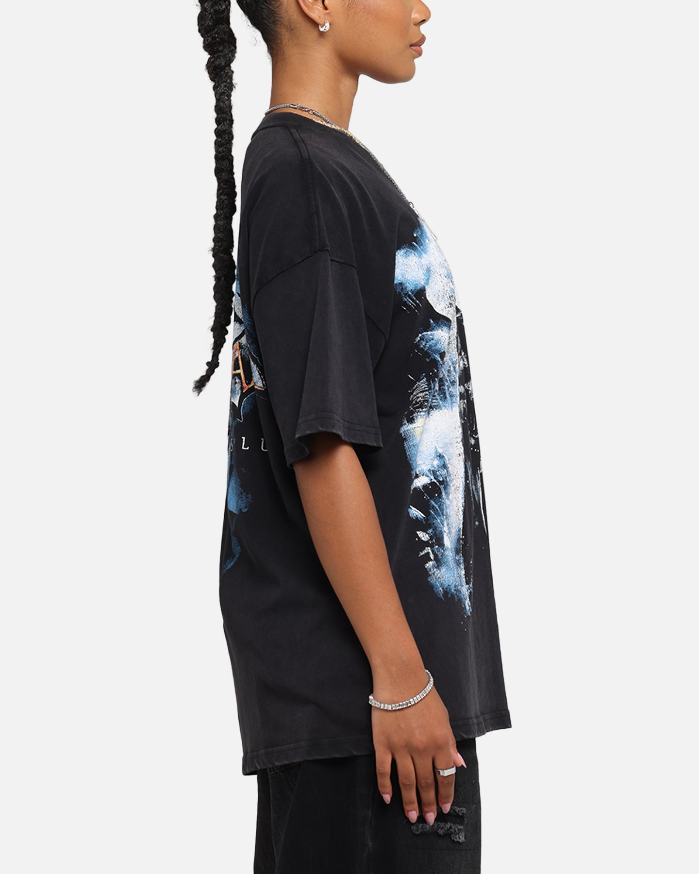 73 Studio X DC Batman Arkham Asylum Vintage Graphic Tee - Black Acid Wash Distressed Cotton T-Shirt for Men - Perfect for Comic Con, Cosplay & Batman Fans