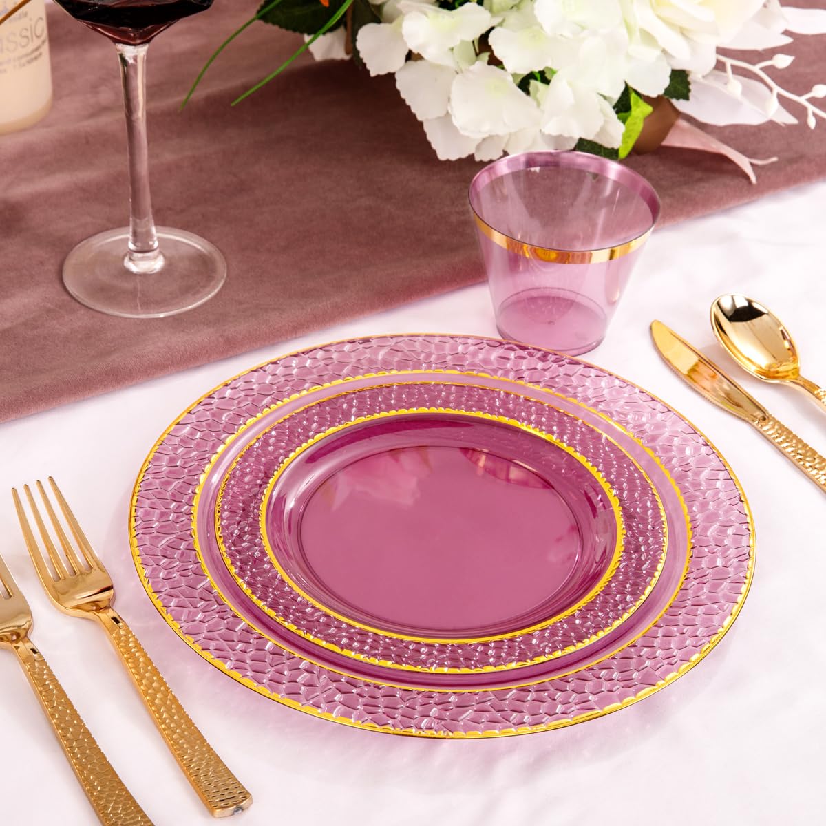 150-Piece Clear Purple & Gold Plastic Party Tableware Set - 25 Dinner Plates, 25 Dessert Plates, 25 Cups, 25 Forks, 25 Knives, 25 Spoons - Elegant Wedding, Birthday & Special Event Disposable Tableware for Easy Cleanup