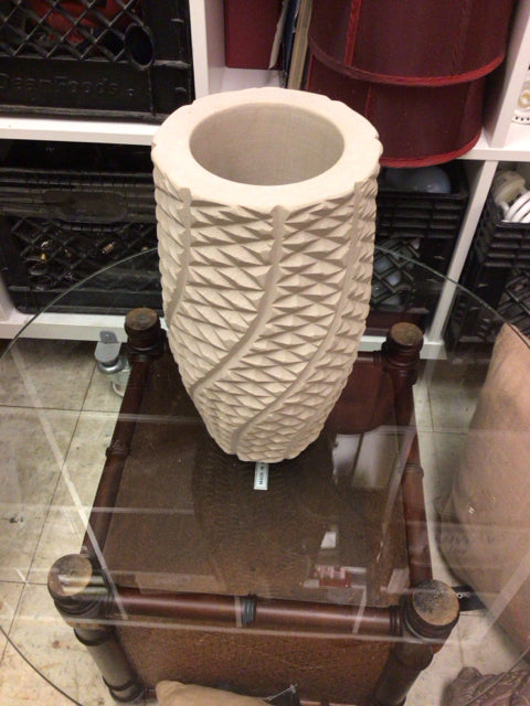 Bo Concepts Modern Textured Ceramic Vase - Elegant Home Decor for Living Room, Dining Table & Office Desk