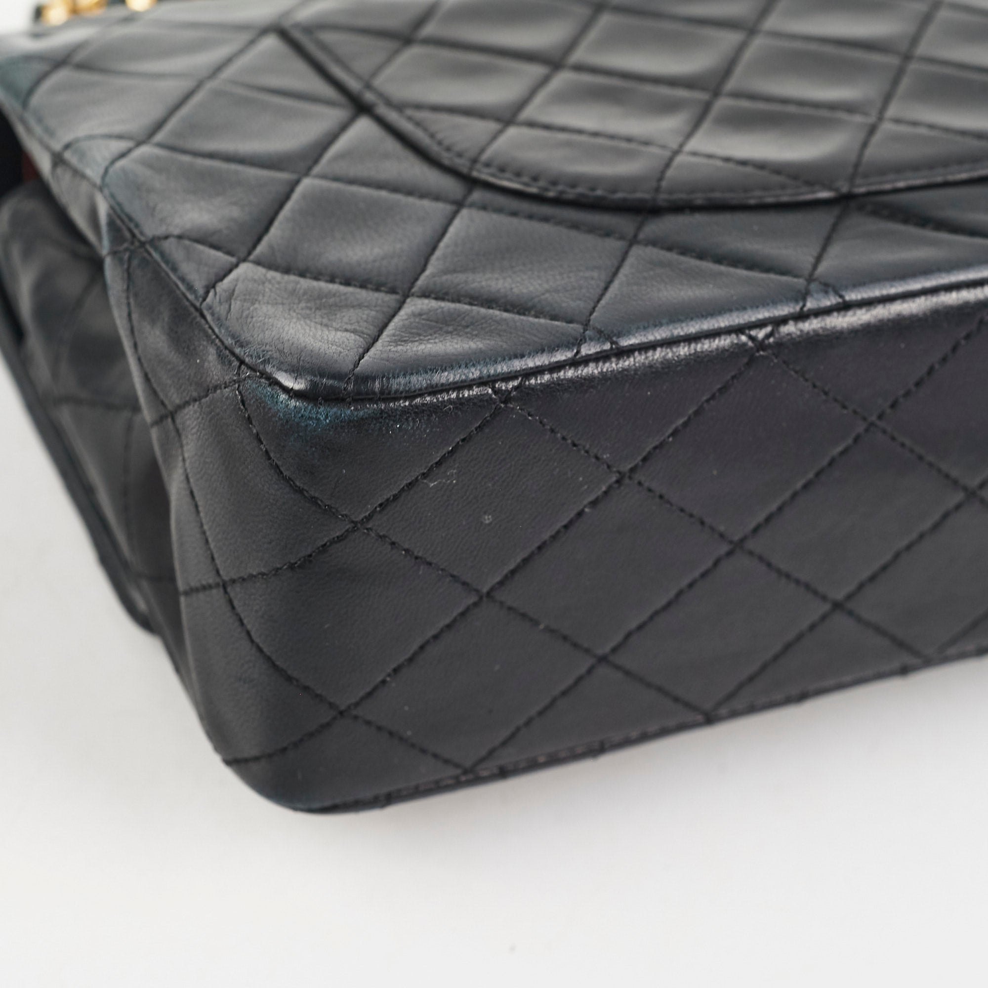 Vintage Chanel Quilted Lambskin Medium/Large Black Handbag with 24K Gold Hardware - Classic Luxury Crossbody Bag for Women, Perfect for Date Night & Special Occasions