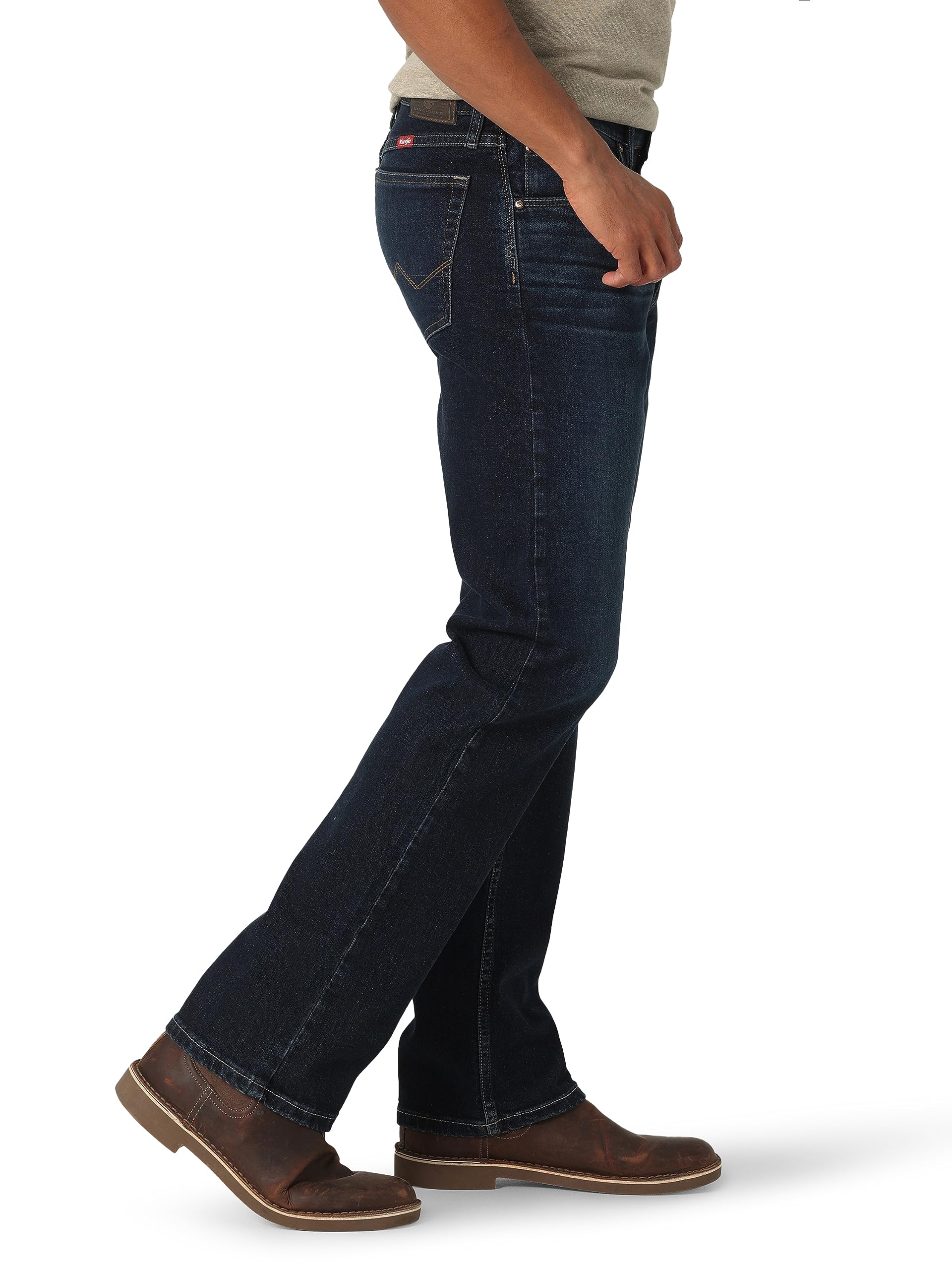 Wrangler Men's Relaxed Fit Boot Cut Jeans - Comfortable Denim Pants for Casual Wear & Western Style | Perfect for Everyday Use, Cowboy Boots & Outdoor Activities