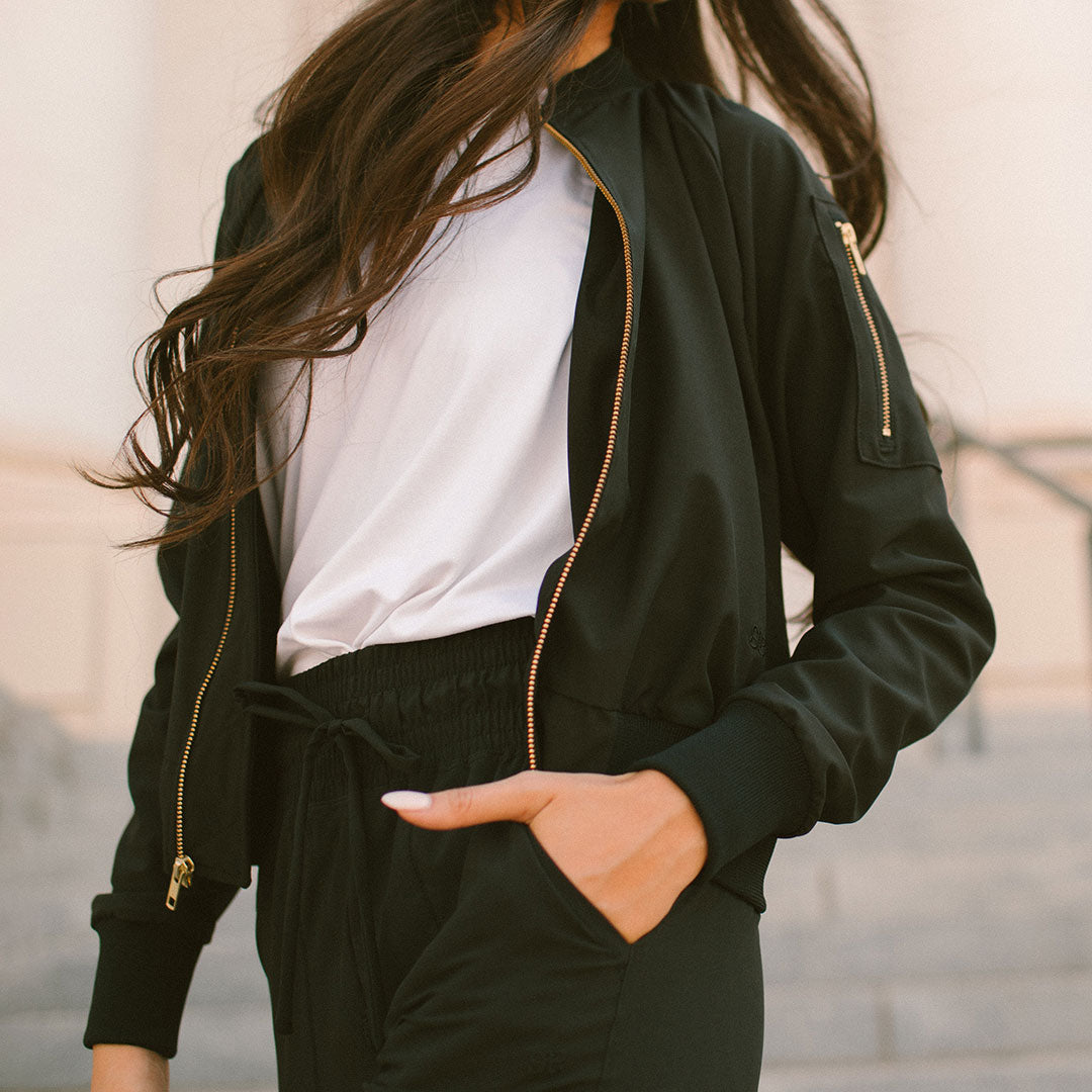 Stylish Black Bomber Jacket for Men & Women | Lightweight & Warm | Perfect for Casual Outfits, Streetwear & Fall Fashion