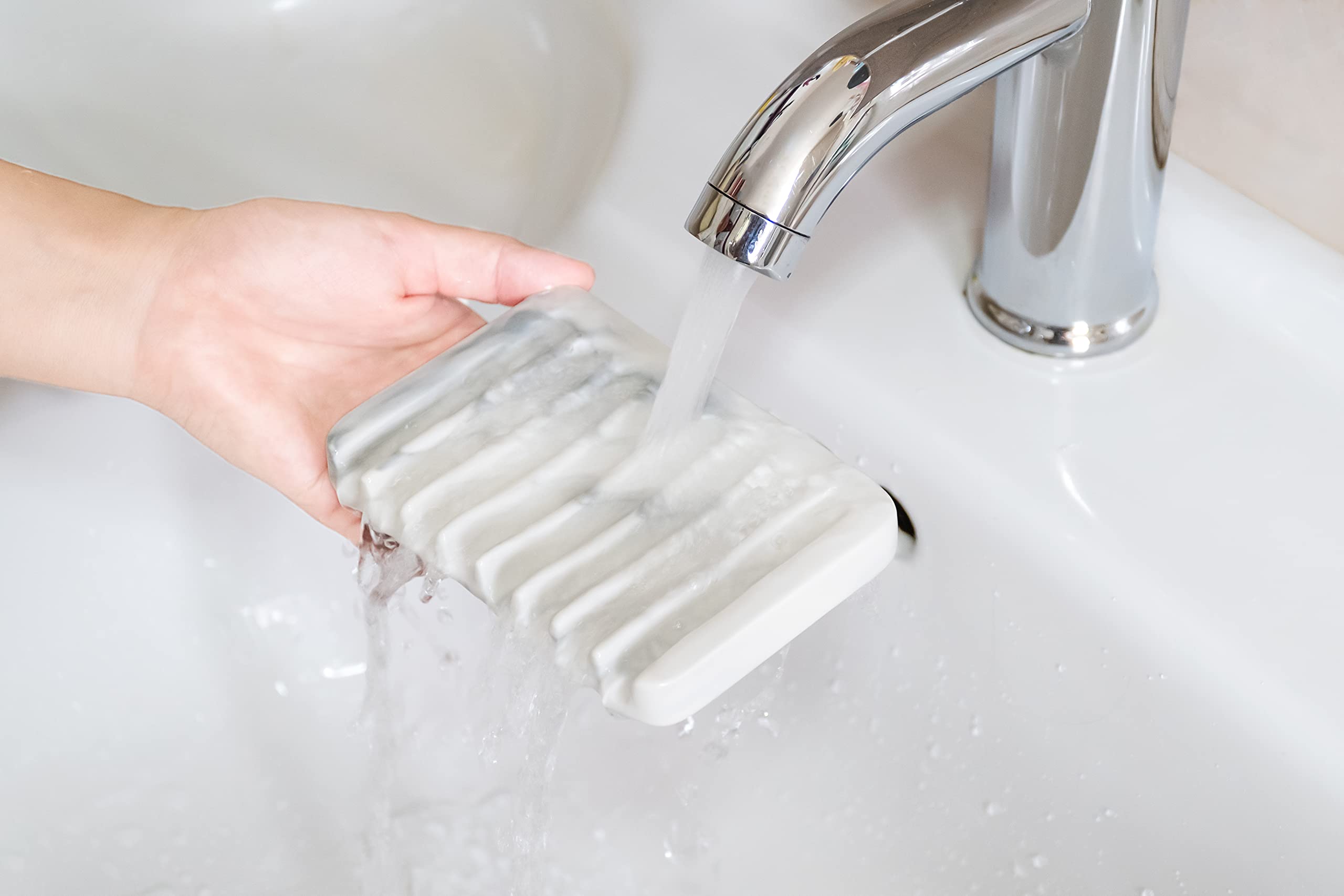 Ceramic Soap Dish for Sink - Self Draining Soap Holder for Bathroom & Kitchen - Marble Decor White Soap Saver for Shower, Bar Soap Container - Perfect for Countertop, Vanity, and Shower Organization