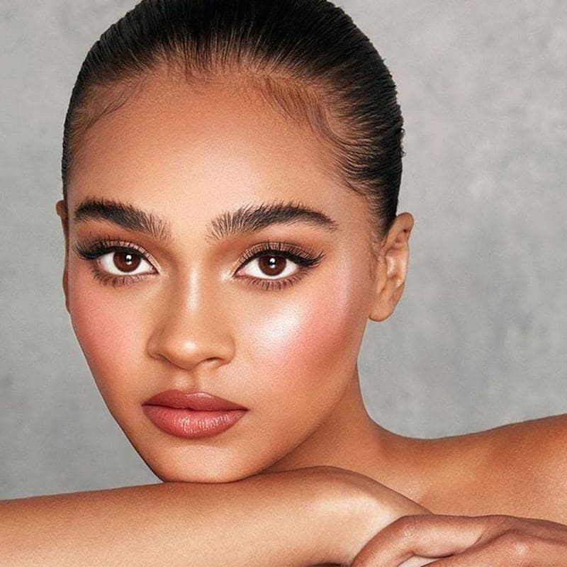Kash Beauty Highlight & Contour Stick - Creamy Highlighter & Sculpting Stick for Face, Cheeks & Nose - Perfect for Everyday Makeup & Special Occasions