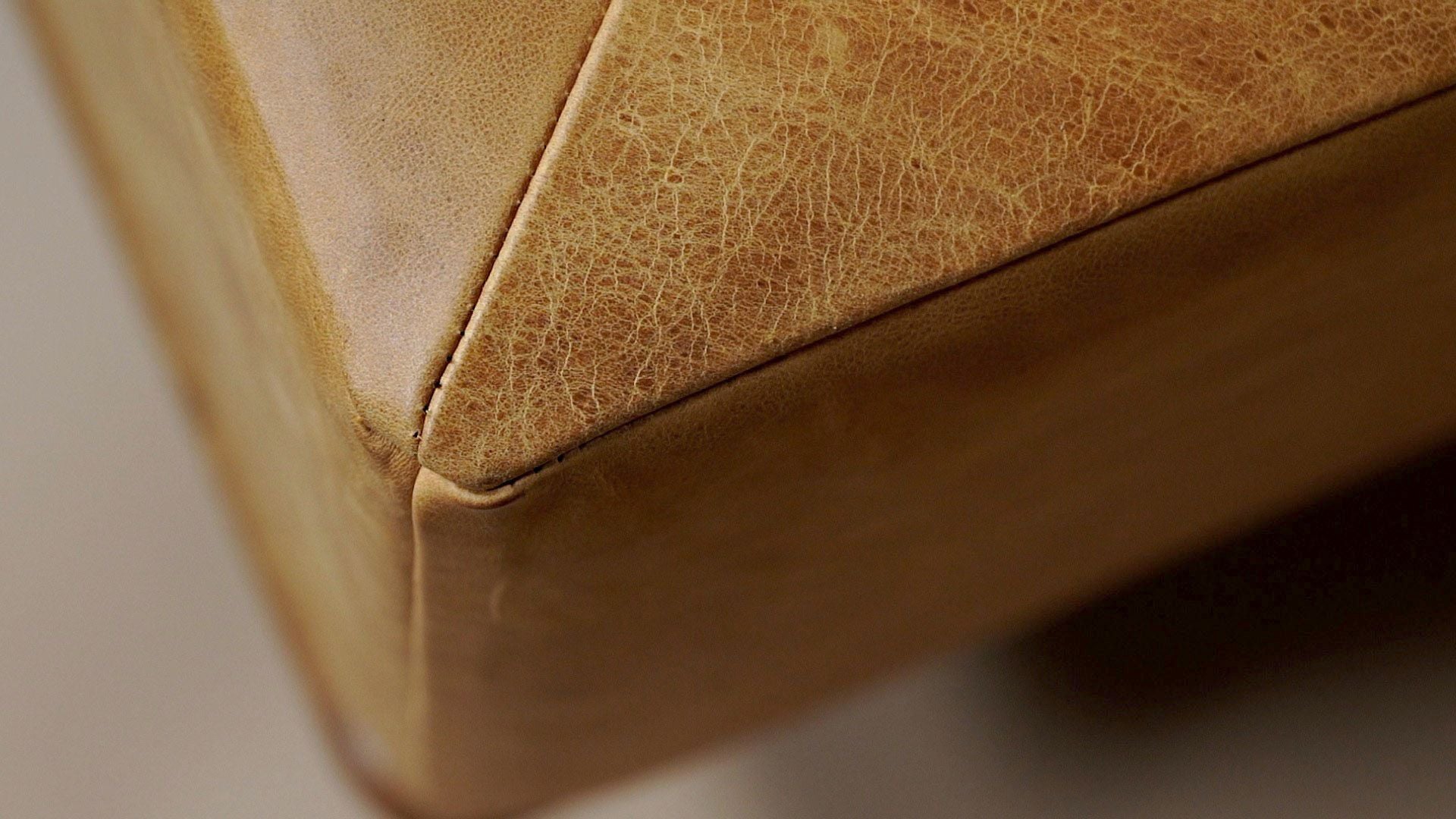 Modern Nolita Sofa - Comfortable Mid-Century Style Couch for Living Room, Lounge & Office - Perfect for Small Spaces & Apartment Decor