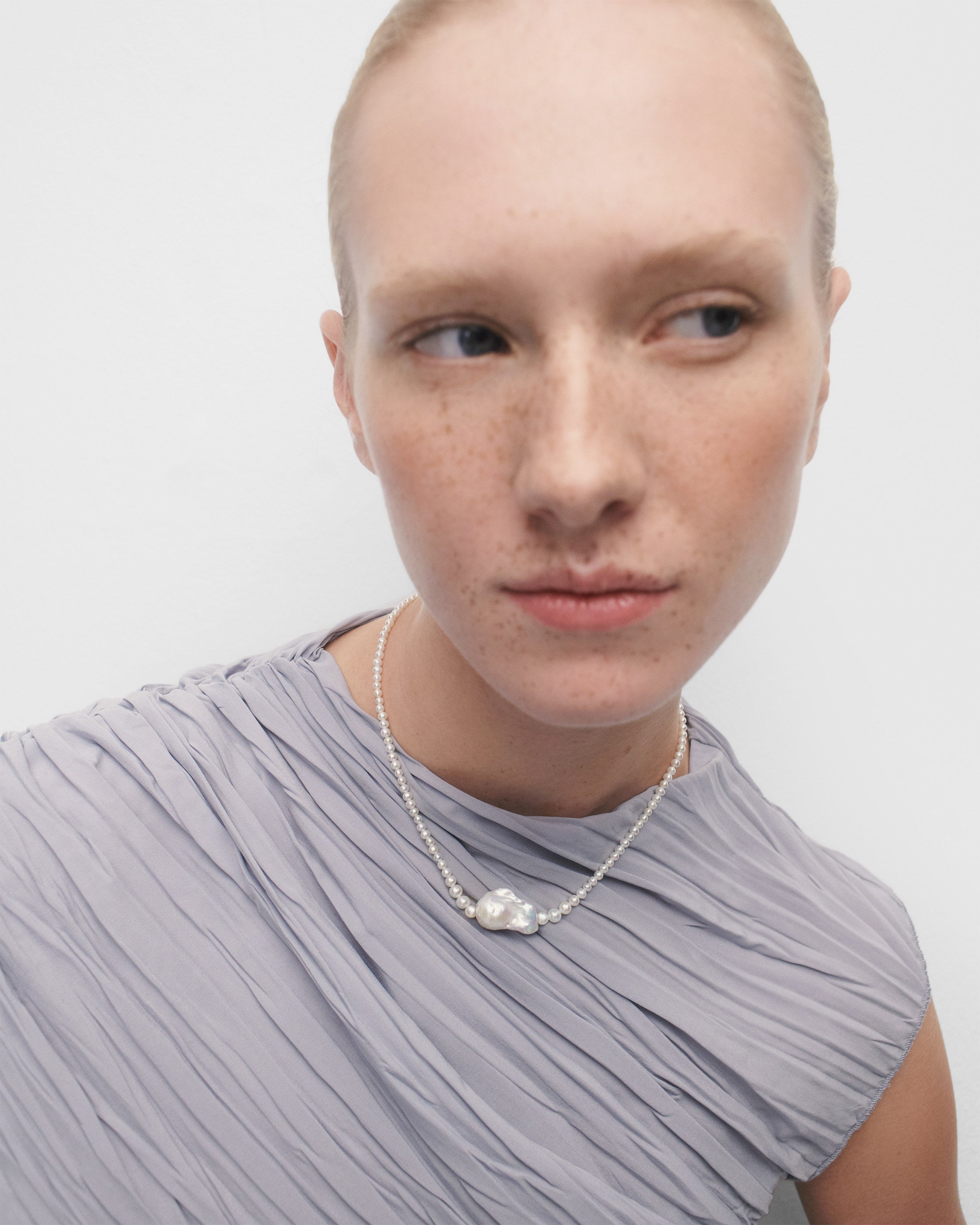 La Perla Necklace for Women - Elegant Pearl Jewelry Gift for Her - Perfect for Weddings, Anniversaries & Special Occasions