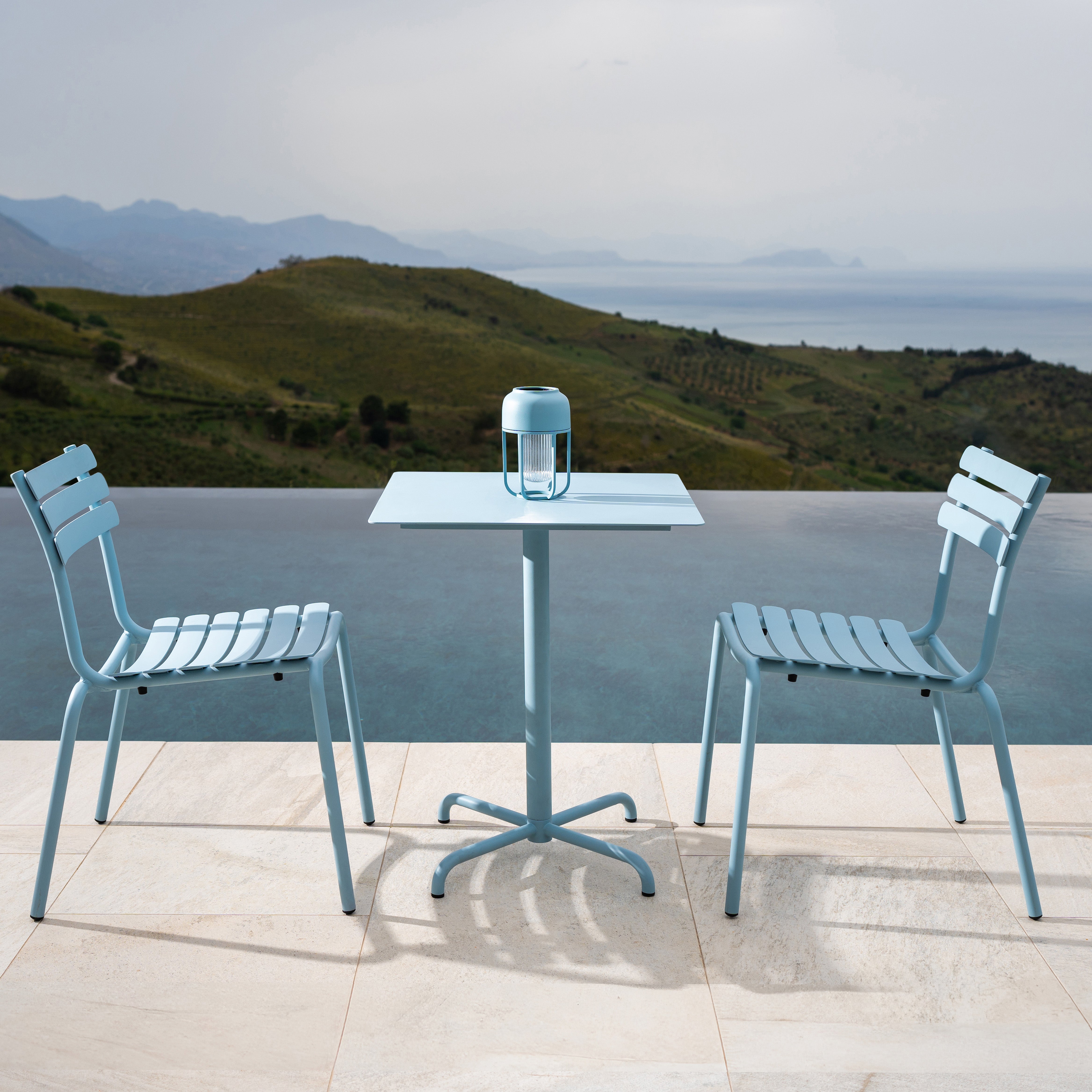 ALUA Outdoor Side Chair - Lightweight Folding Patio Chair with Cup Holder, Perfect for Camping, Picnics, Beach, and Backyard Relaxation