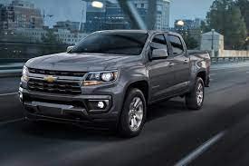 2021-2022 Chevy Colorado Fog Lights Set - OE Style Clear Lens Halogen Fog Lamps Assembly - Perfect for Night Driving & Off-Road Adventures