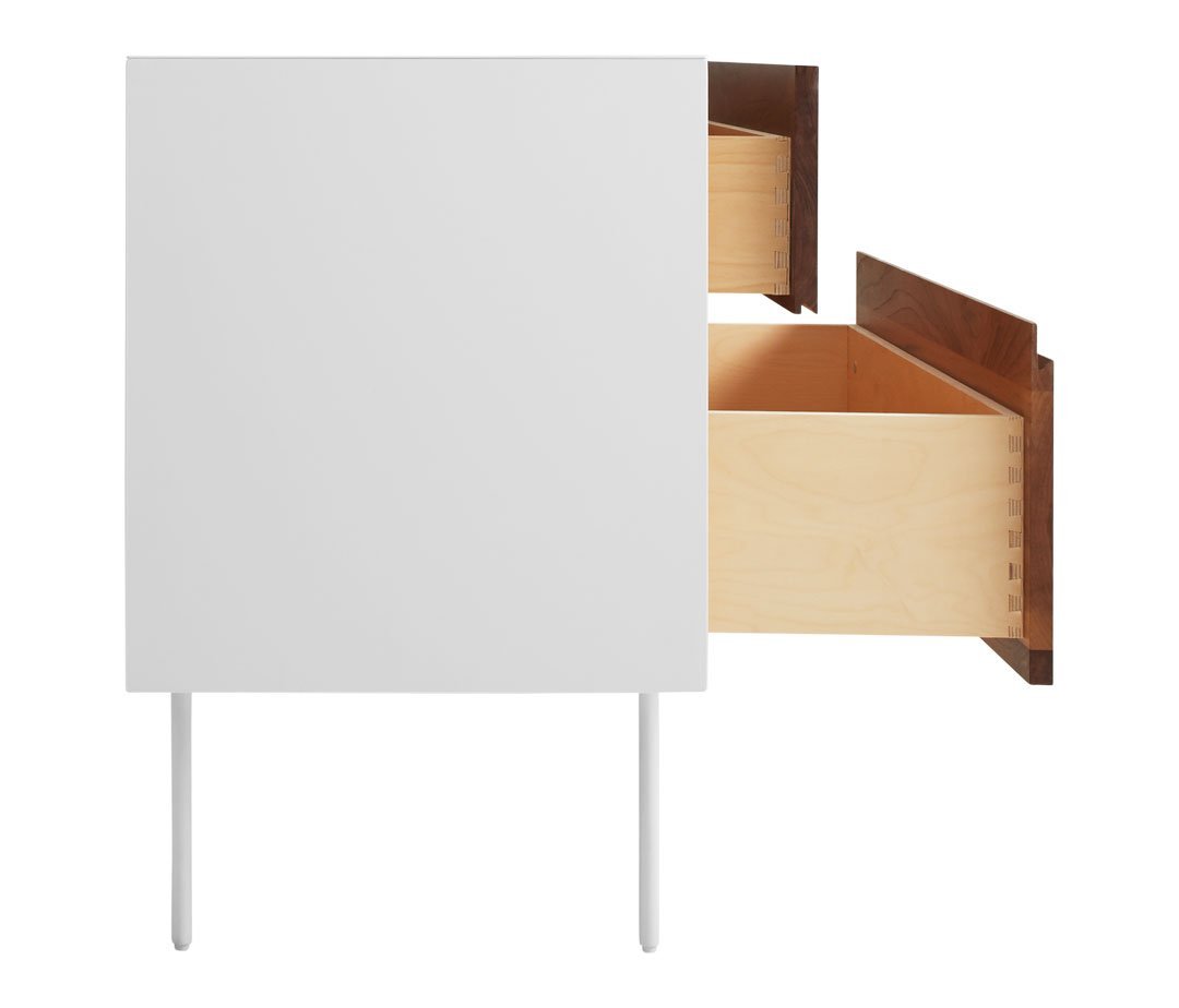 4 Drawer Dresser for Bedroom - Modern Wooden Chest of Drawers with Smooth Gliding Drawers, Perfect for Clothes Storage & Bedroom Organization