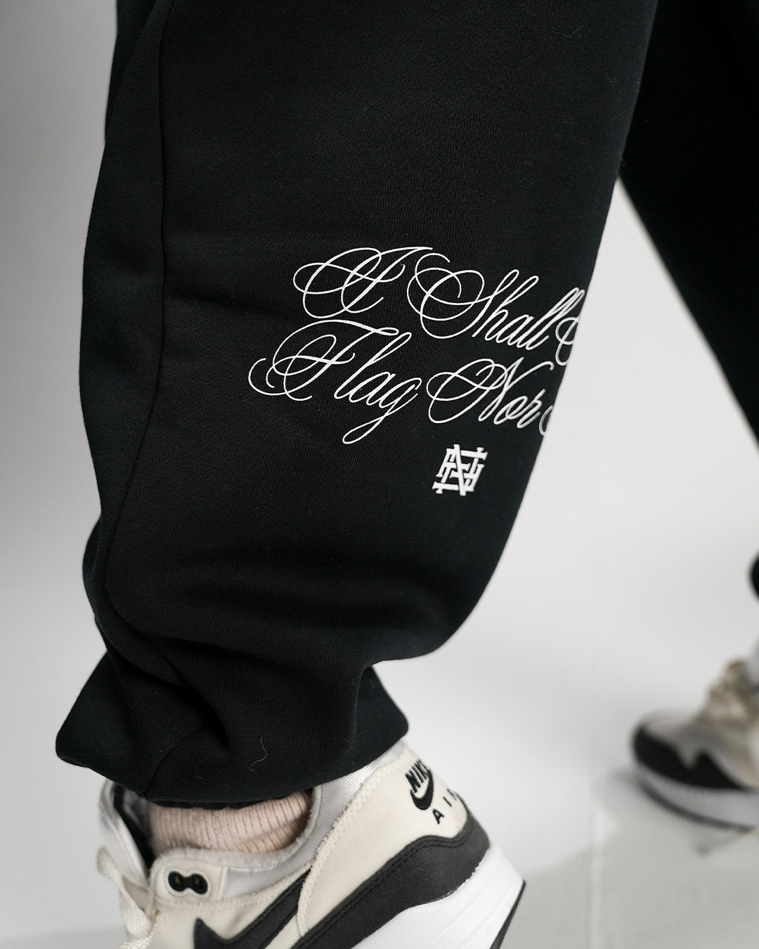 Women's Oversized Sweatpants - Black | Soft & Comfortable Joggers for Lounge, Workout & Casual Wear