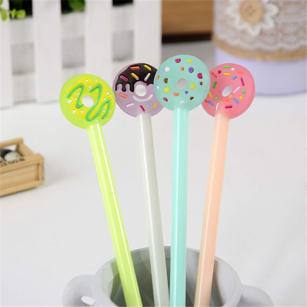 Original Fashion Designed Gel Pens - Cute Cartoon Doughnut-Shaped Ballpoint Pens, Creative Stationery & Office Supplies (6-Pack) for School, Work & Gift Giving
