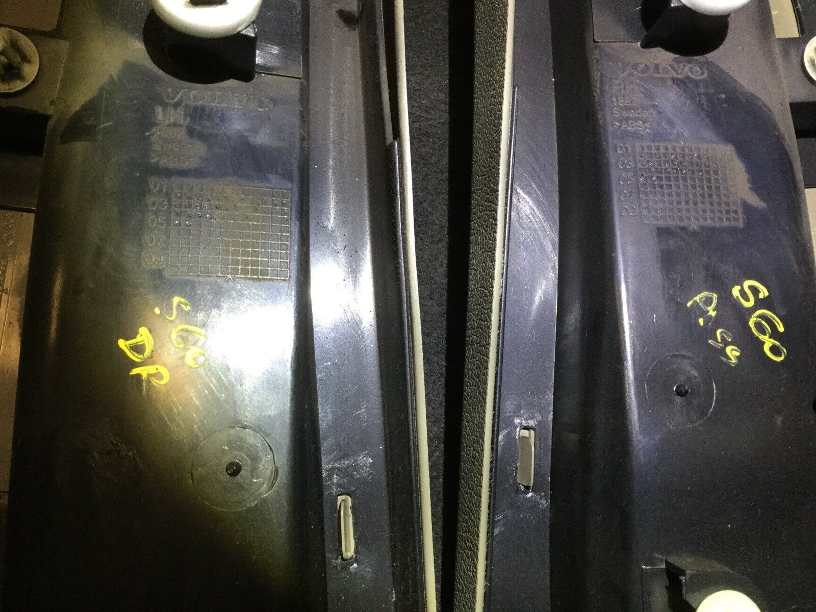 Volvo S60 Left & Right B Pillar Trim Cover Set - OEM Replacement Parts (2-Piece) - Perfect for Interior Door Panel Repair & Car Customization