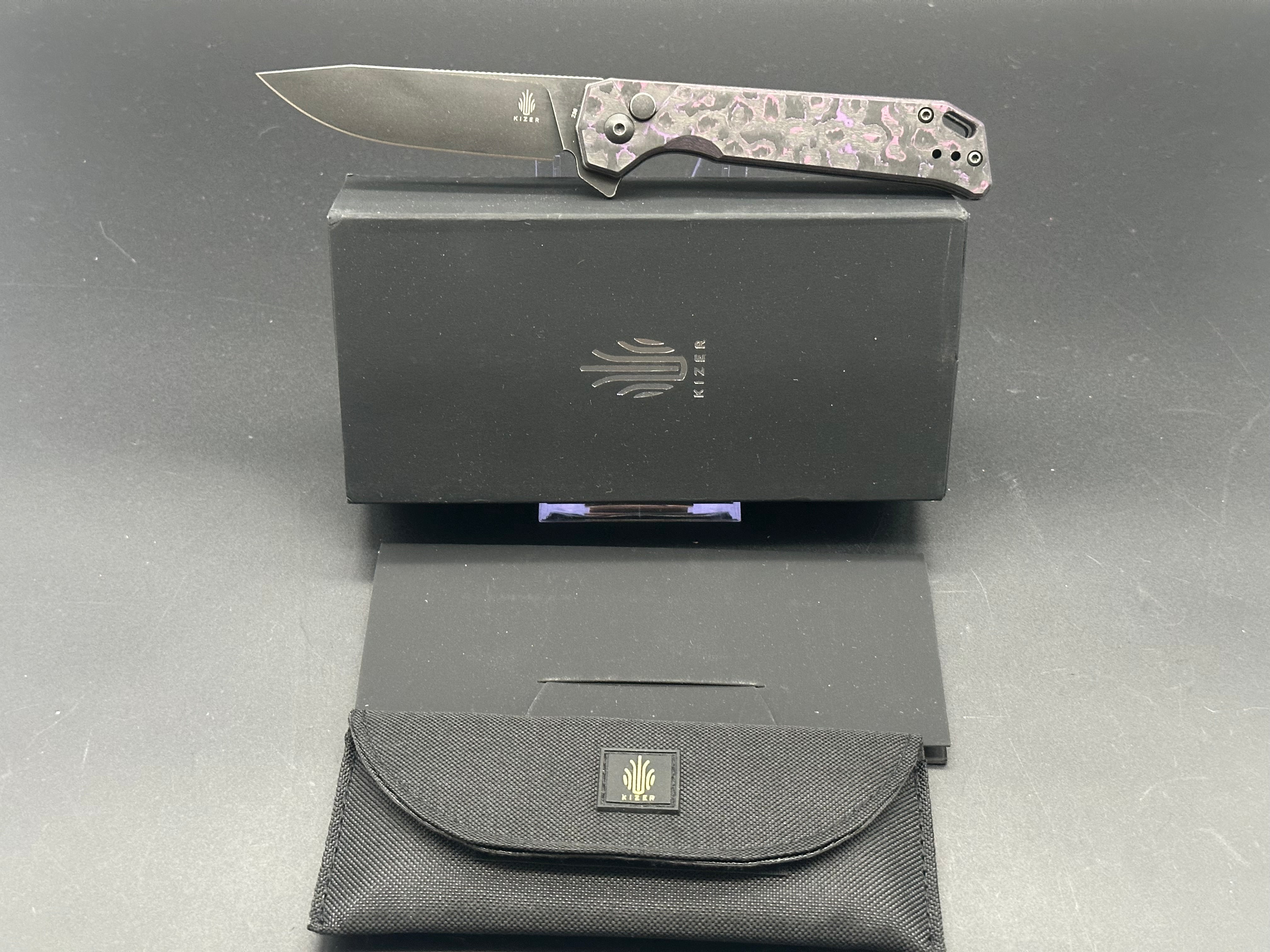 Kizer Begleiter 2 Azo Button Lock Folding Knife - Purple/Black Fat Carbon Handle, EDC Pocket Knife for Outdoor, Camping & Everyday Carry