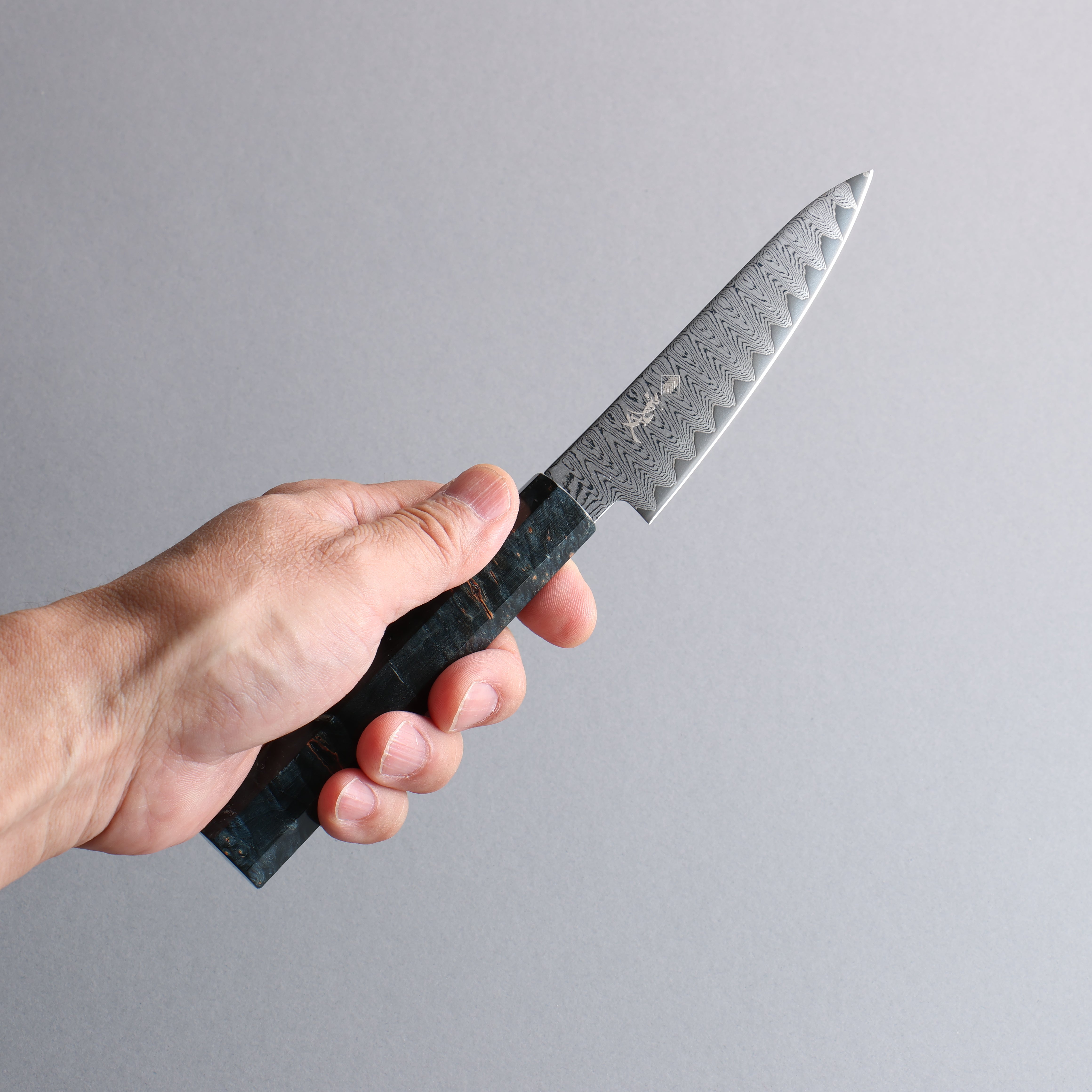 VG10 Damascus Petty Knife 105mm - Japanese Utility Knife with Migaki Finish & Dark Blue Stabilized Wood Handle - Perfect for Slicing, Peeling, and Precision Cutting in the Kitchen
