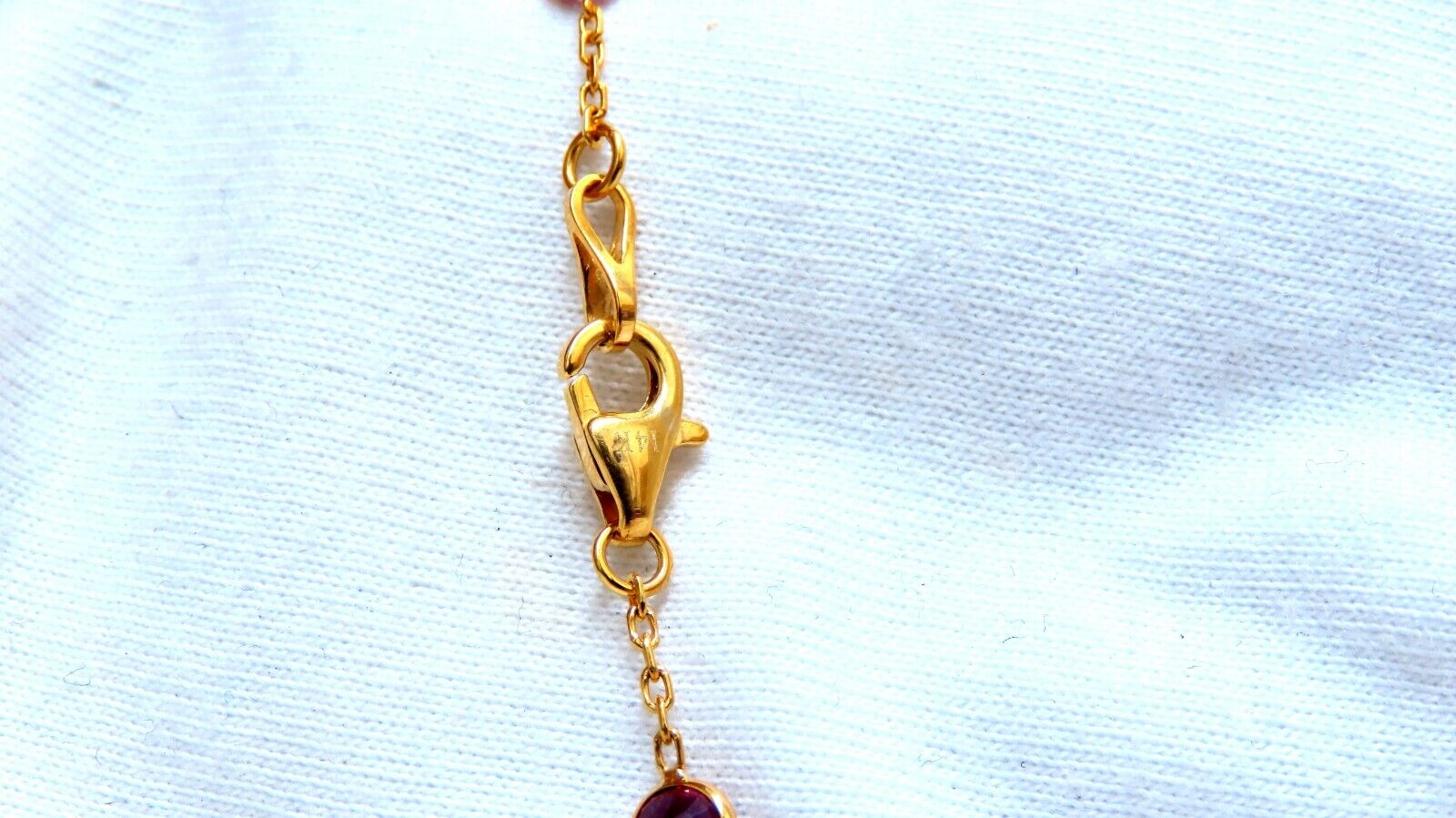 26.45ct Natural Vivid Pink Sapphire & Diamond Pendant Necklace in 14K Gold - Elegant Jewelry for Weddings, Anniversaries & Special Occasions