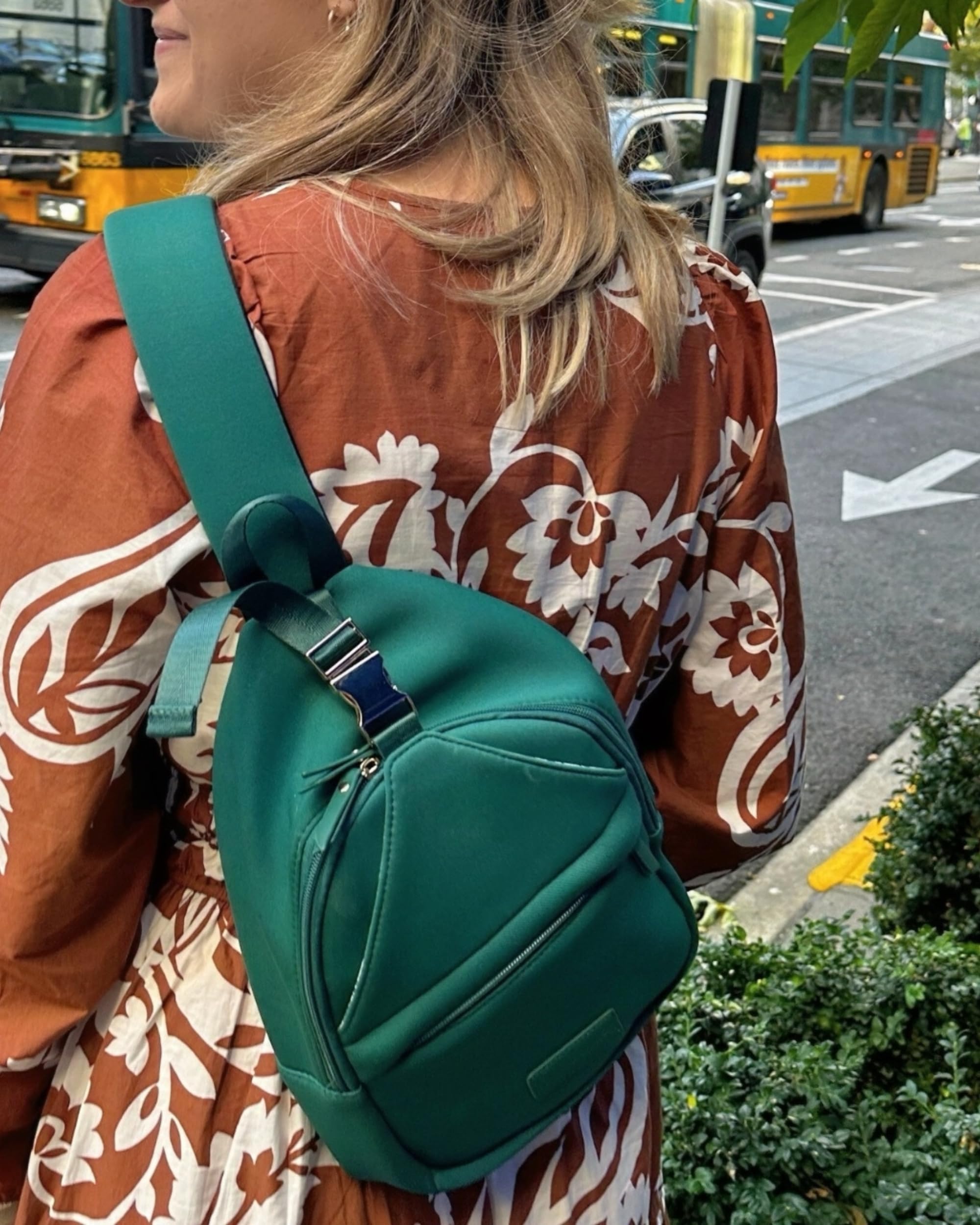 Sarah Wells Allie Sling Bag - Neoprene Breast Pump Bag - Machine Washable & Insulated - Hands-Free Pumping for Nursing Moms - Perfect for Work, Travel & On-the-Go (Forest Green)