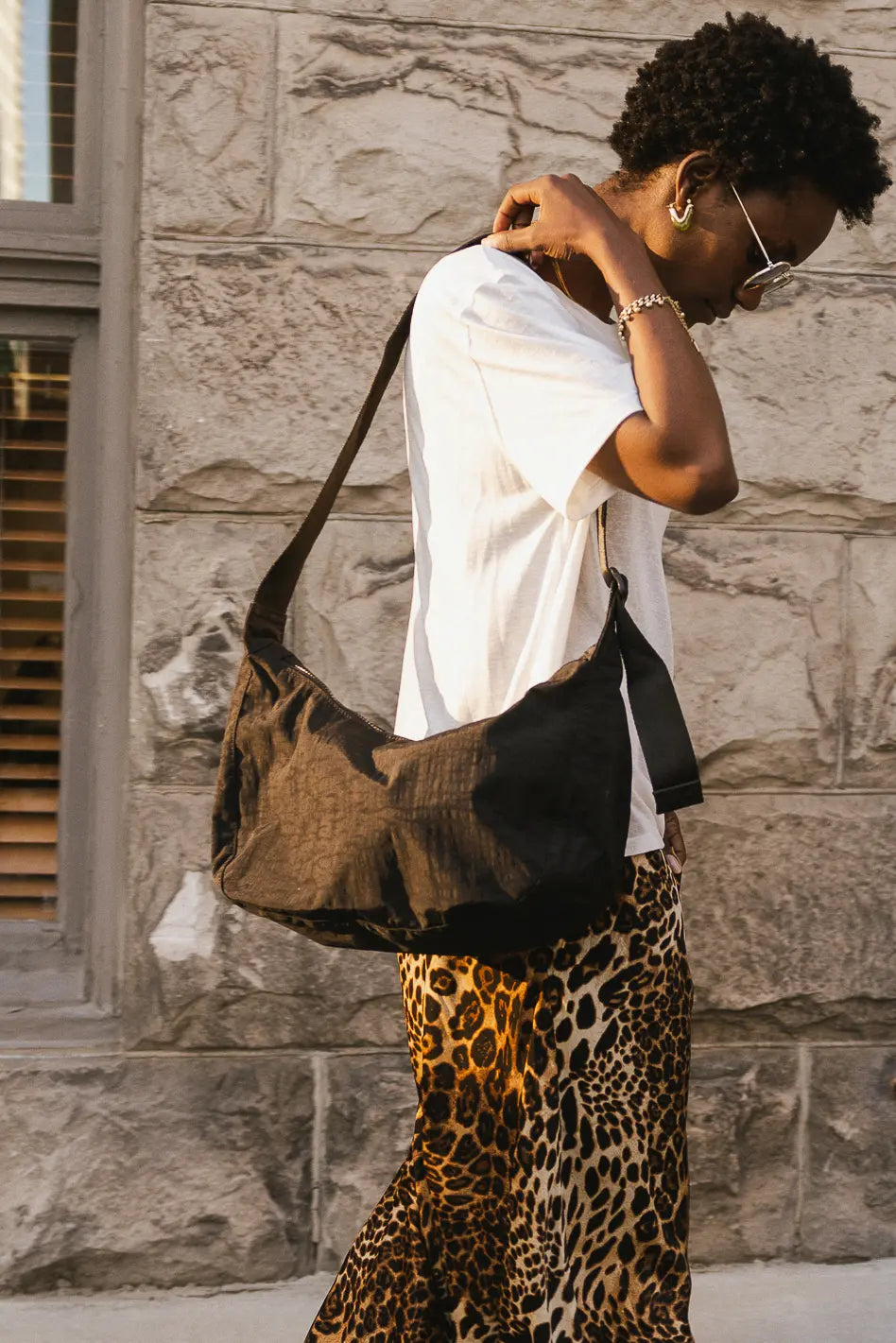 Niall Crescent Bag - Stylish Black Crossbody Purse for Women | Perfect for Everyday Use, Travel & Date Nights
