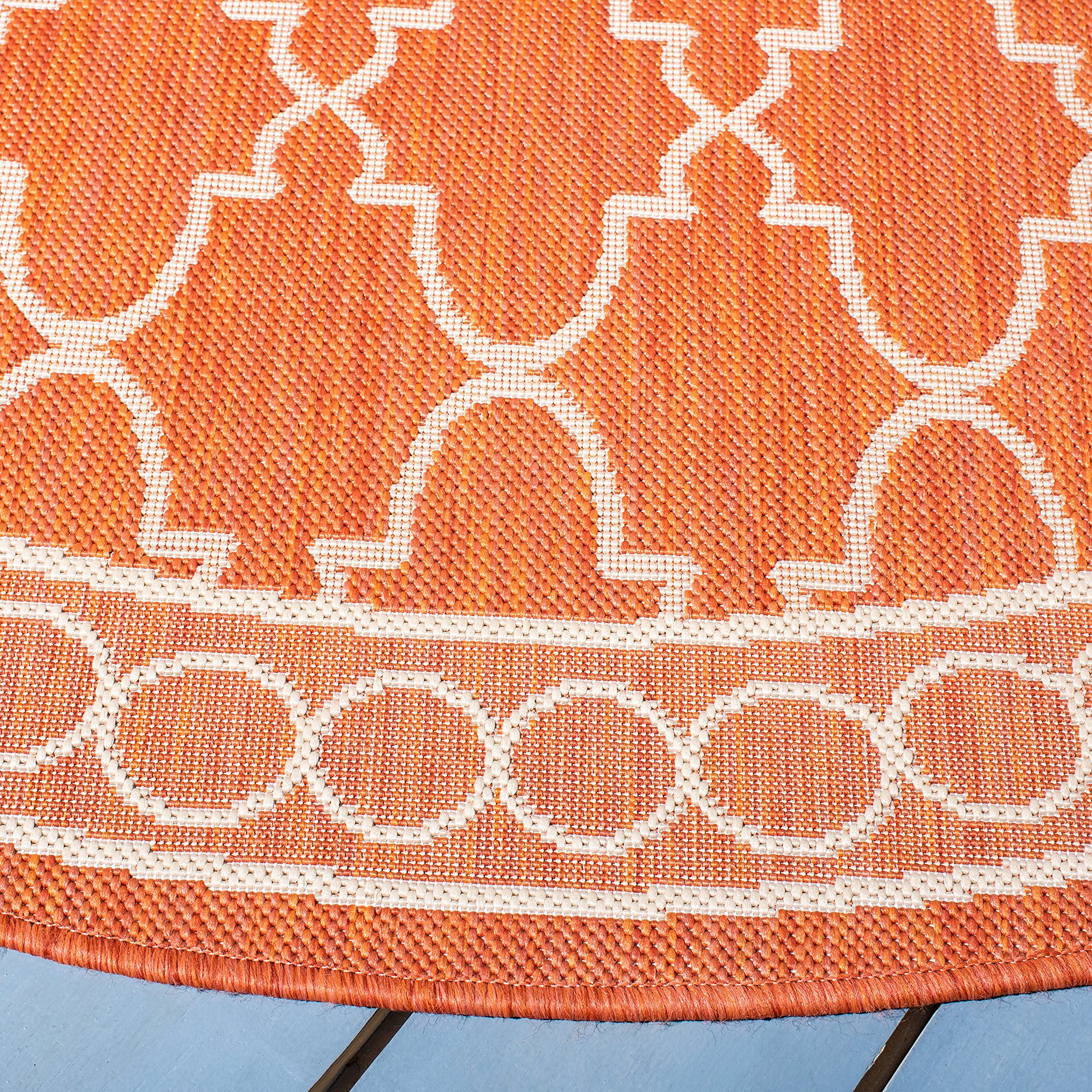SAFAVIEH Courtyard Collection 6'7