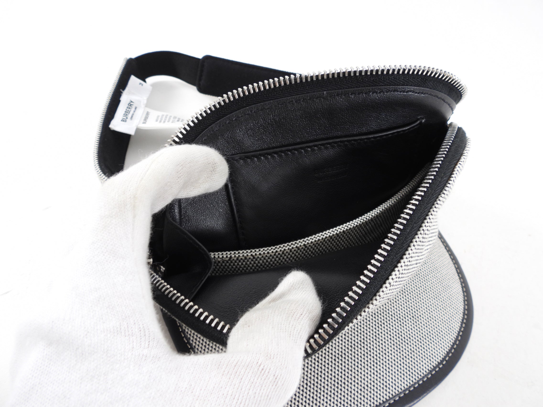 Burberry Canvas Visor Hat with Zip Pouch - Stylish Sun Protection for Outdoor Activities, Golf, Tennis & Beach