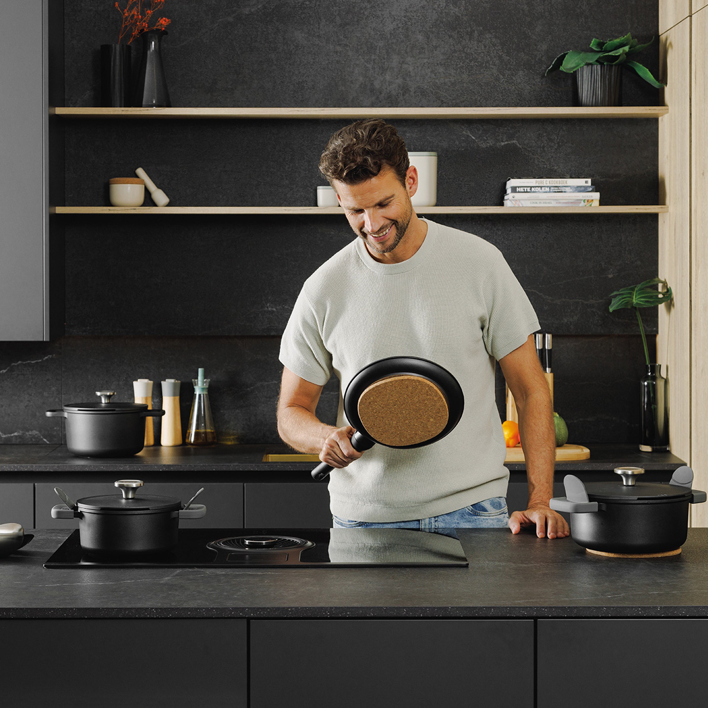 BergHOFF Leo Phantom 5-Piece Nonstick Ceramic Cookware Set - Eco-Friendly Recycled Material - Perfect for Sauteing, Frying & Healthy Cooking in Modern Kitchens