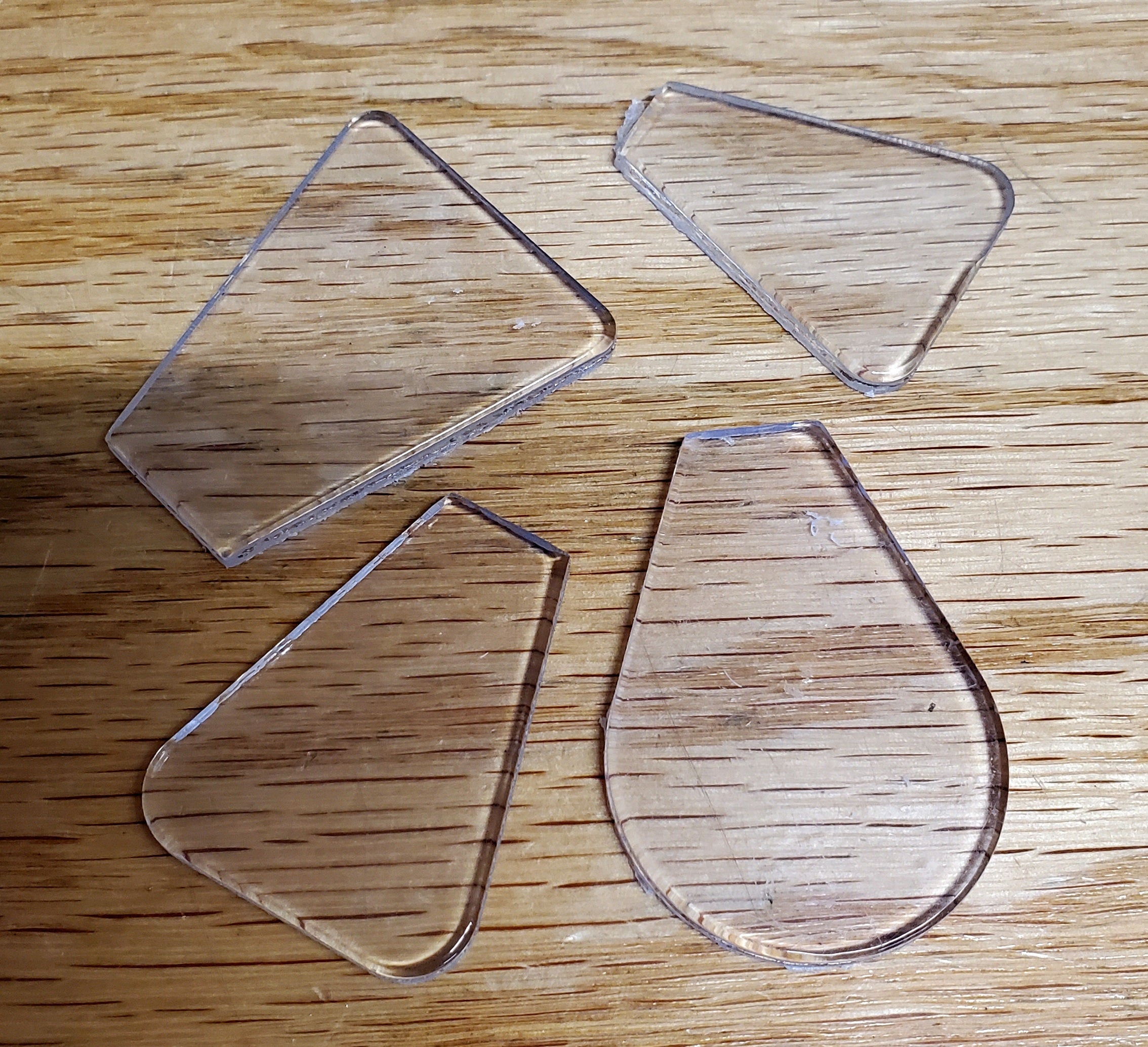 Clear Polycarbonate Lips - Durable & Shatterproof Lip Guards for Sports, Cosplay & Halloween Costumes - Perfect for Athletes, Performers & Costume Enthusiasts
