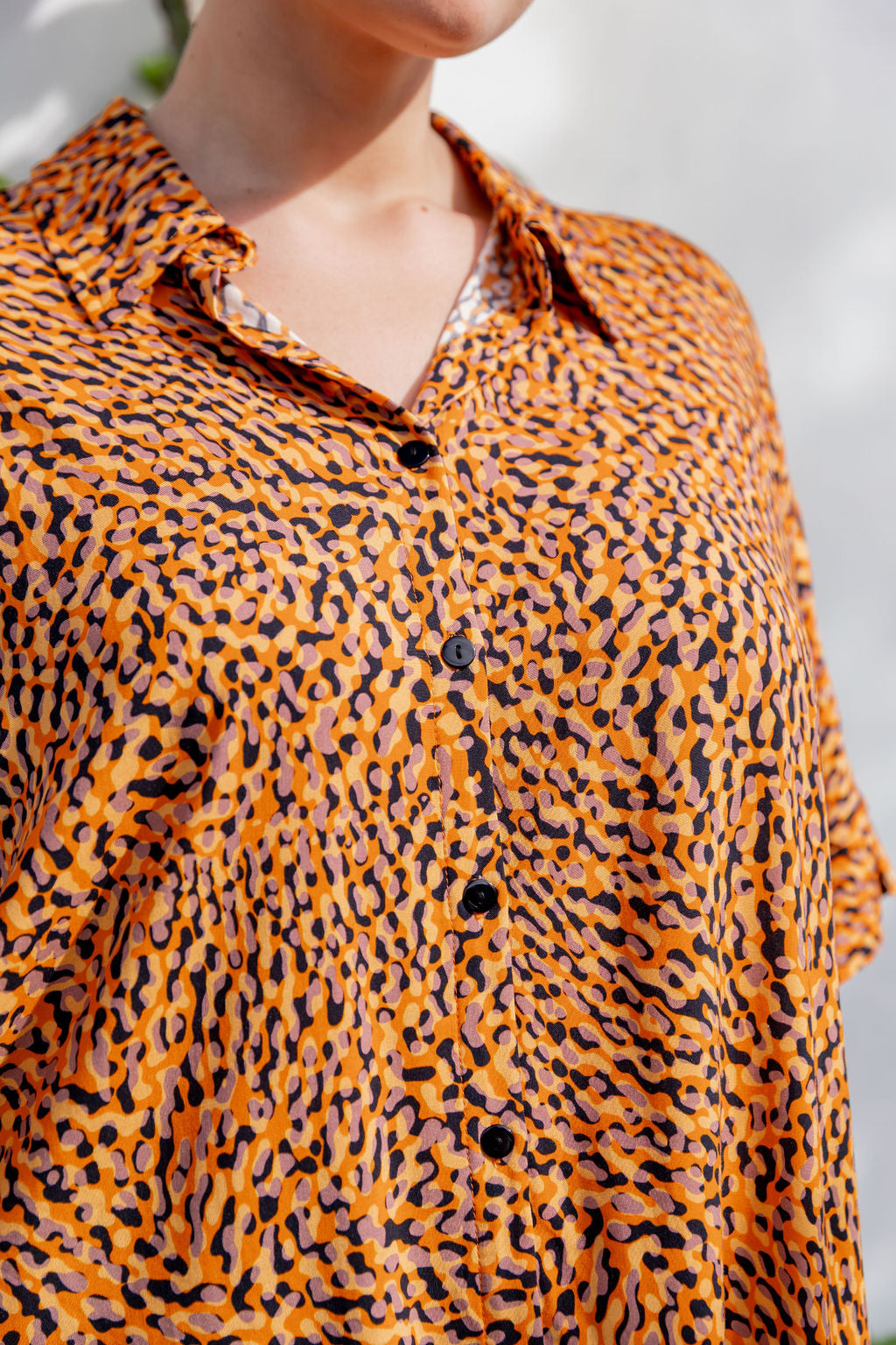Tammin Shirt in Wild Things Print - Stylish Women's Floral Blouse for Casual Outings & Date Nights