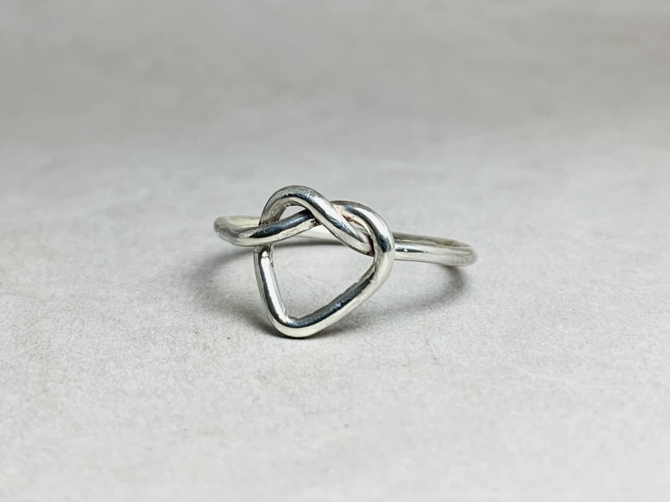 925 Sterling Silver Heart Knot Ring - Minimalist Dainty Infinity Promise Ring for Women, Size 5.5 | Perfect for Everyday Wear, Anniversary Gifts & Romantic Occasions