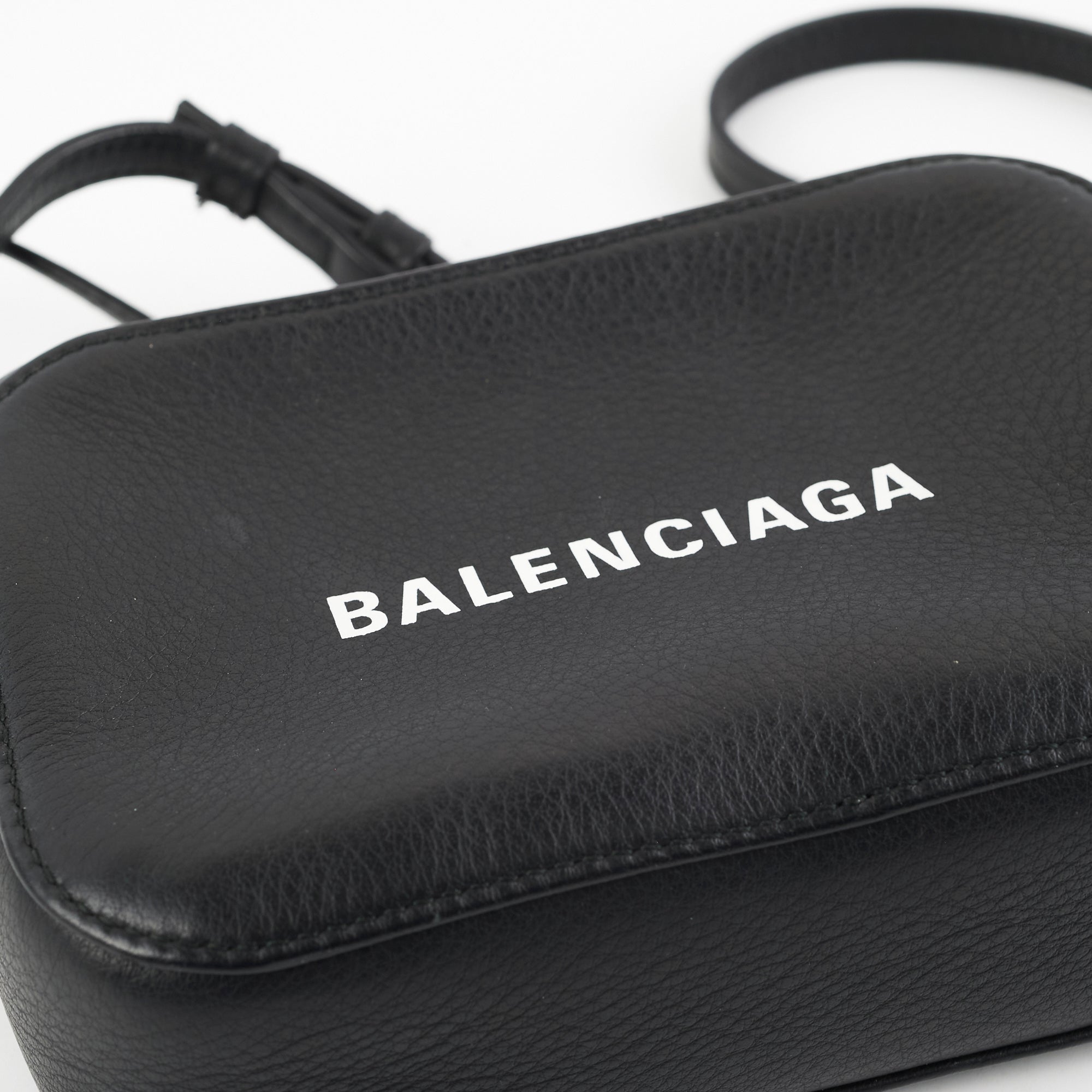 Balenciaga Everyday Camera Bag - Black Crossbody Purse for Women | Stylish & Compact Shoulder Bag for Daily Use, Travel & Outings