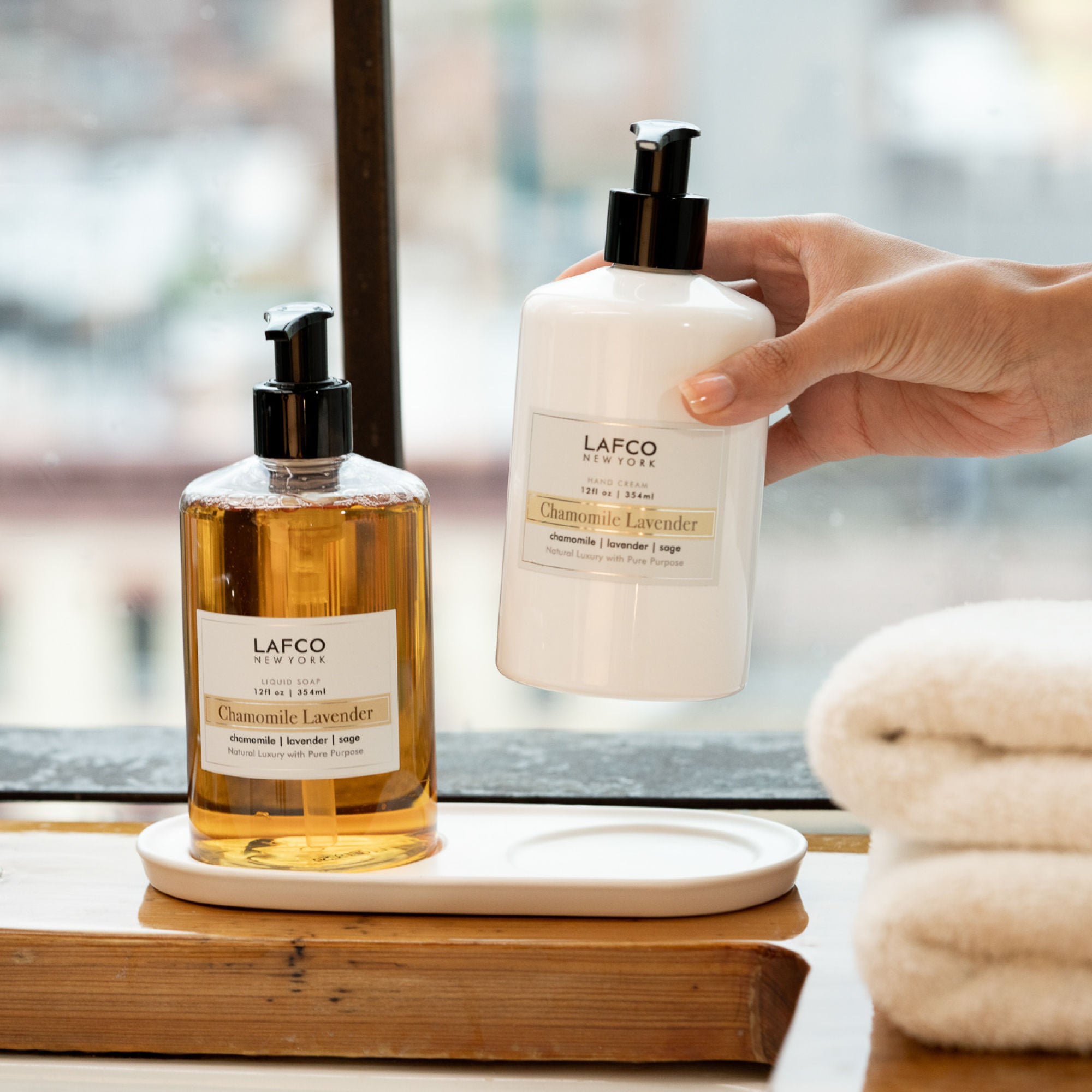 Organic Chamomile Lavender Liquid Hand Soap - Natural Moisturizing & Relaxing Body Wash for Sensitive Skin | Perfect for Bathroom, Spa & Home Use