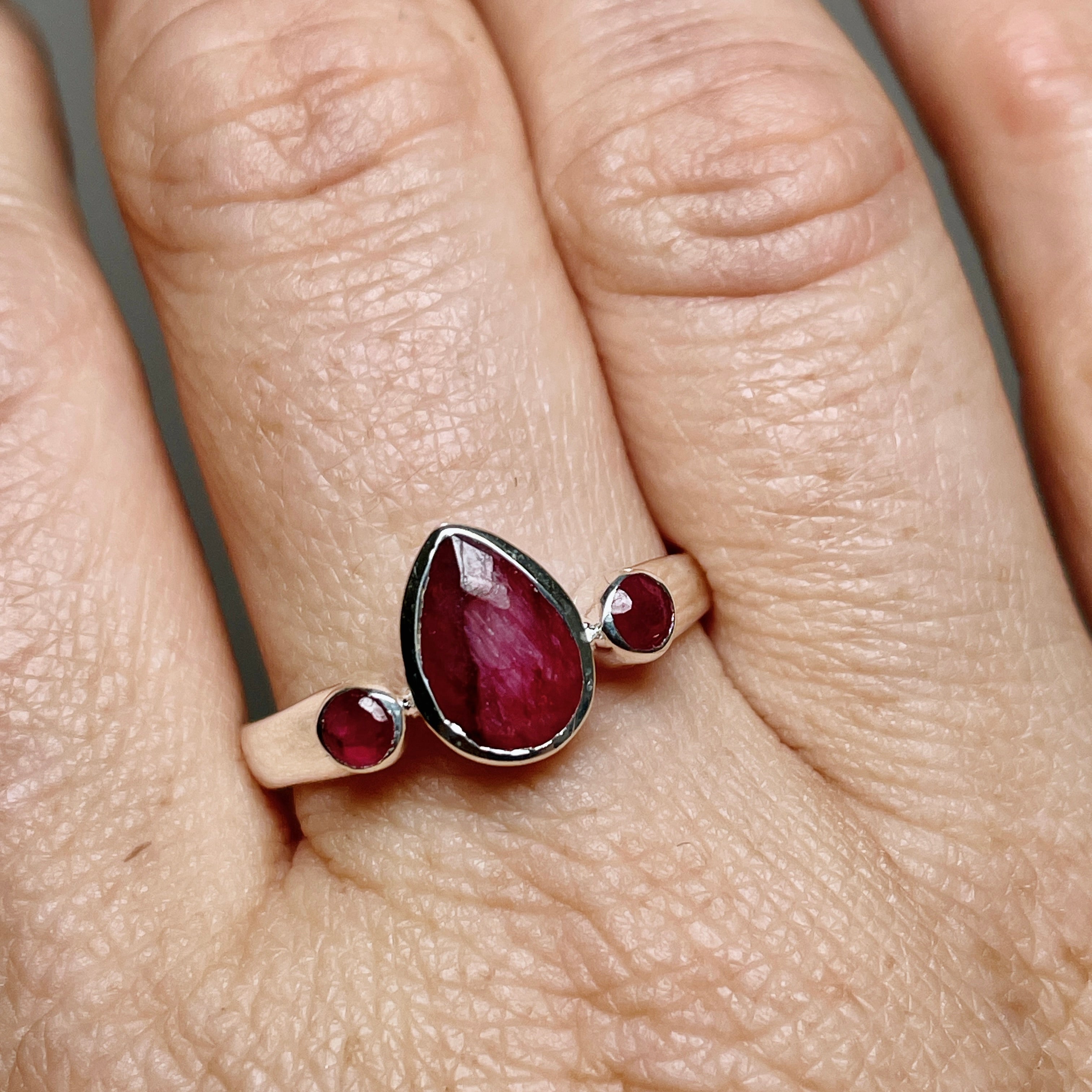 Faceted Ruby Teardrop Ring with Accent Stones R3668 - Elegant Jewelry for Women, Perfect for Weddings, Parties & Special Occasions