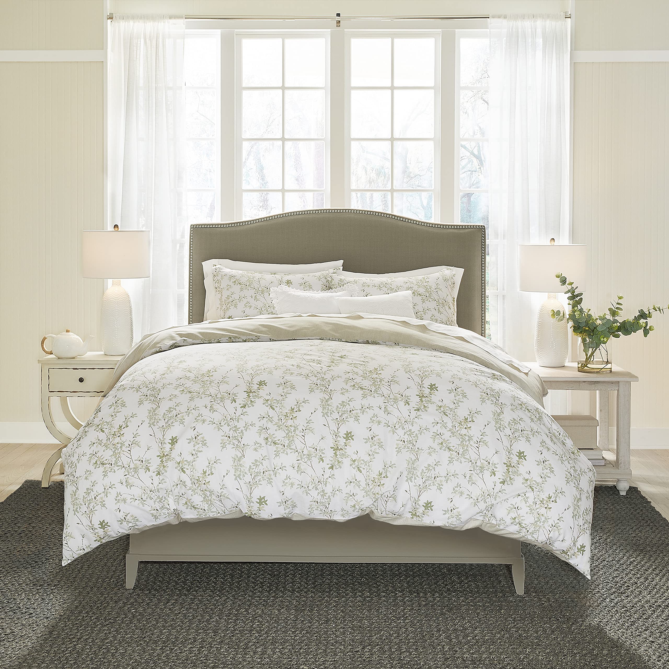 Laura Ashley King Duvet Cover Set - Reversible Cotton Bedding for All Seasons (Lindy Green) - Perfect for Master Bedroom
