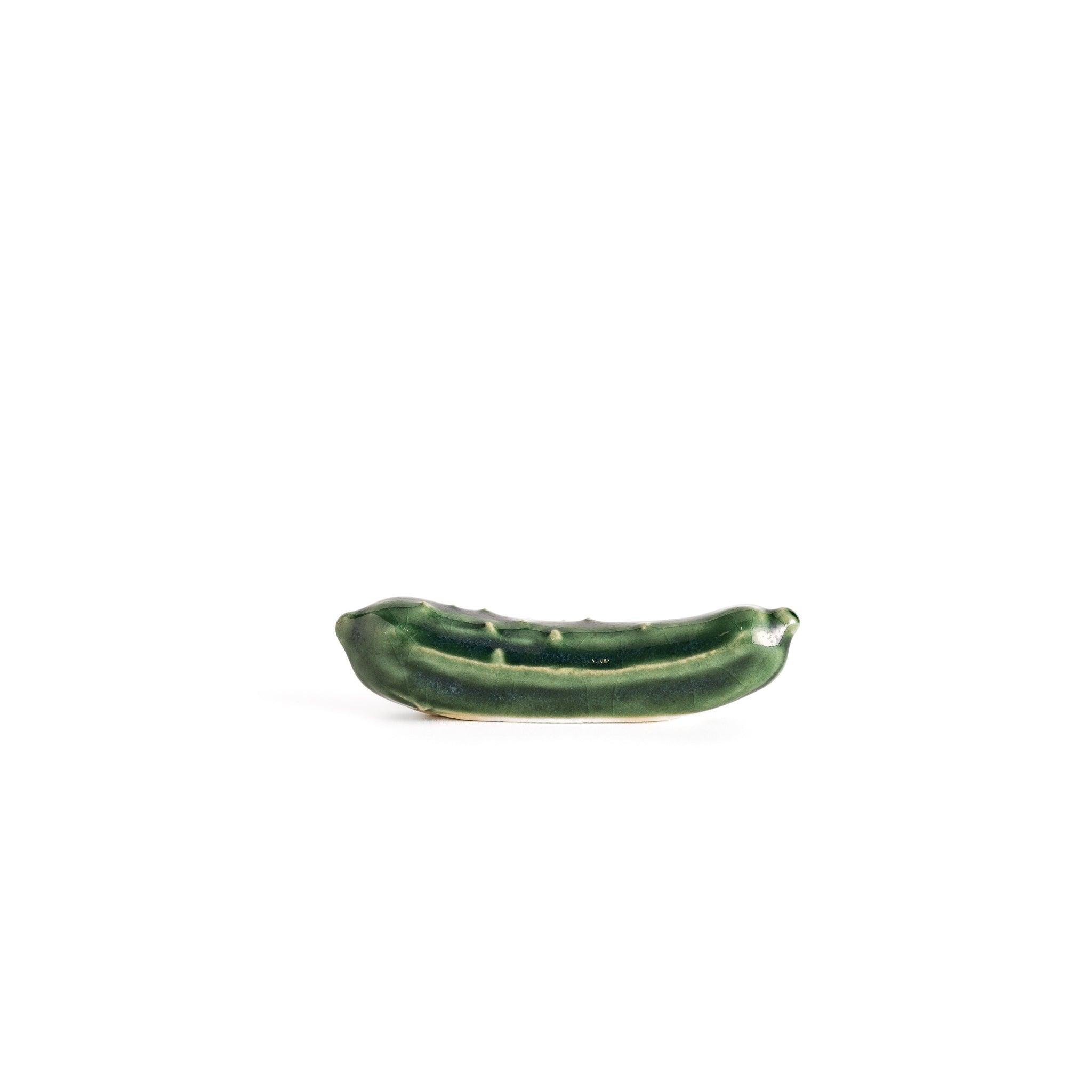 Premium Ceramic Cucumber Chopstick Rest - Elegant Tableware for Sushi, Asian Dining & Home Decor