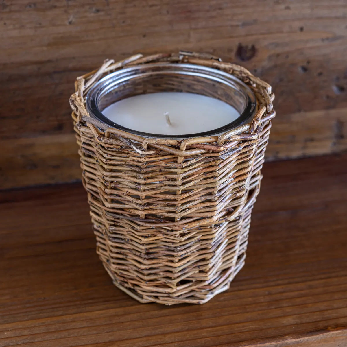 Crushed Candy Cane French Willow Scented Candle - Holiday Home Decor, Christmas Gift, Aromatherapy Relaxation for Bedroom & Living Room