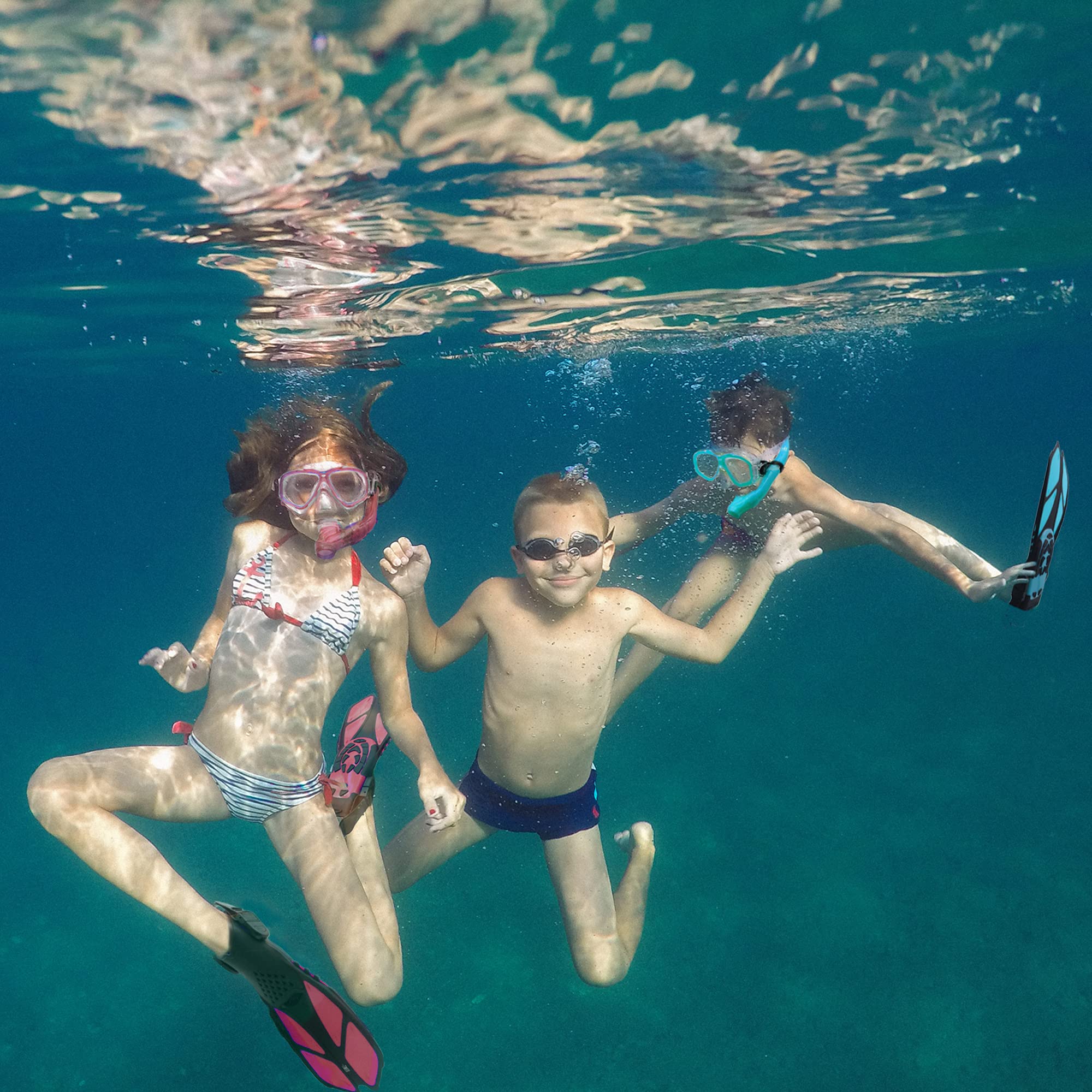 Kids Snorkel Set with Anti-Fog Diving Mask, Adjustable Swim Fins & Mesh Bag - Complete Snorkeling Gear for Children | Perfect for Pool, Beach & Ocean Adventures