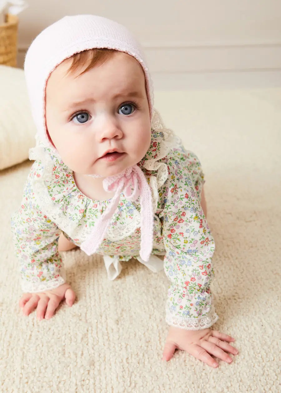 Pink Lace Detail Knitted Bonnet for Baby Girls 0-12 Months - Soft & Warm Winter Hat for Newborns, Infants & Toddlers - Perfect for Outdoor, Photo Shoots & Special Occasions