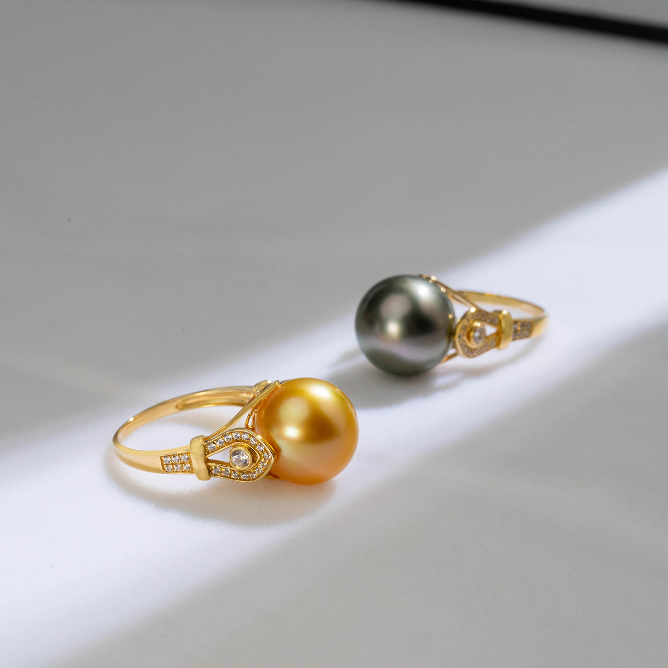 18K Solid Gold South Sea Golden Pearl Ring KR00013 - Elegant Jewelry for Weddings, Anniversaries & Special Occasions