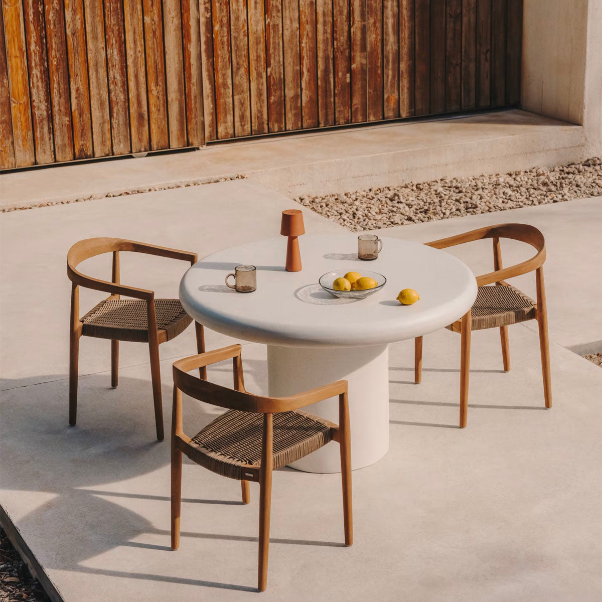 Addaia Outdoor Round Table - 42 Inch Weatherproof Patio Dining Table for Garden, Backyard, Deck - Perfect for Outdoor Entertaining & Family Gatherings