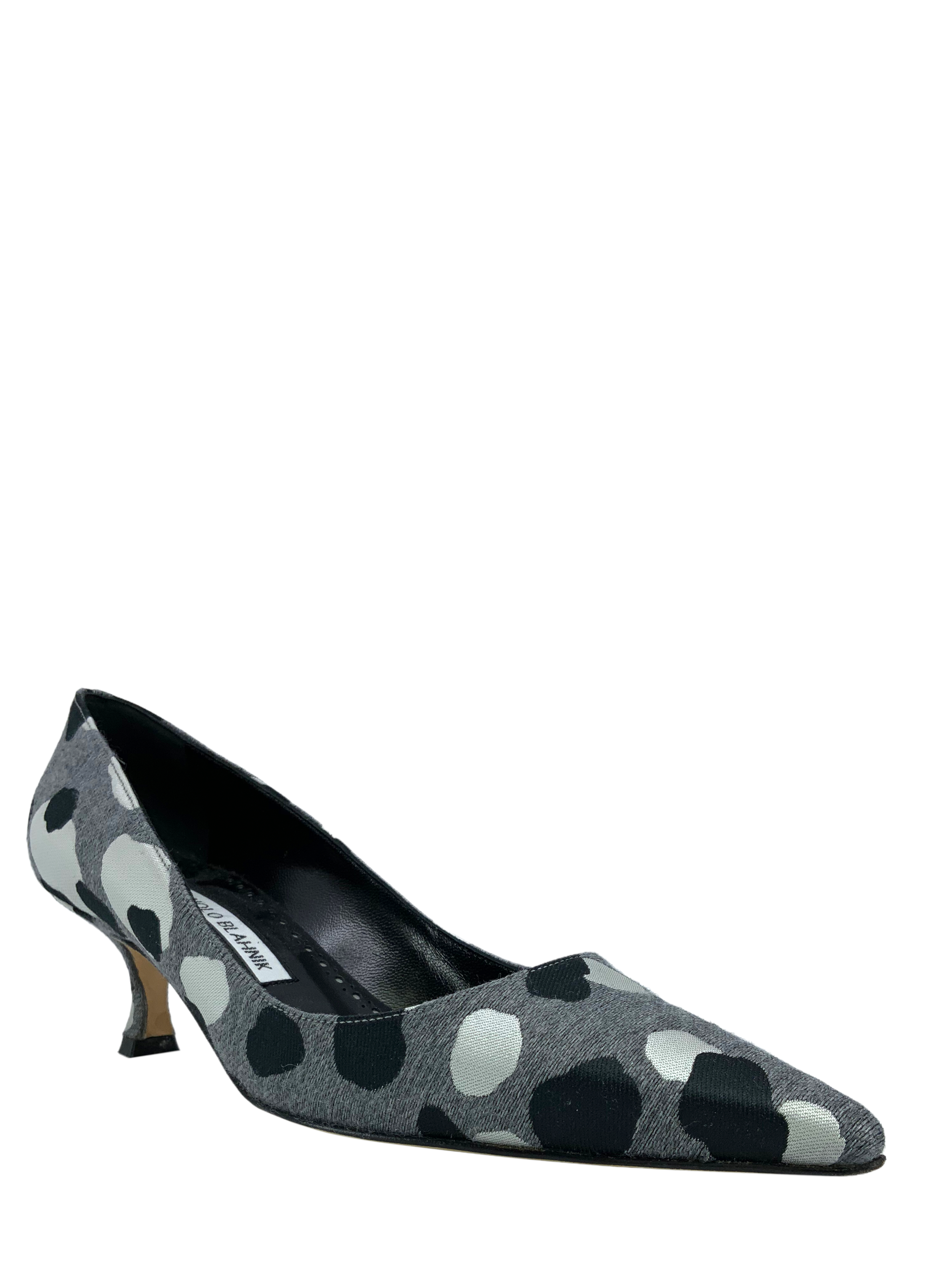 Manolo Blahnik Polka Dot Fabric Pumps Women's Size 7.5 US | Elegant Round Toe Heels for Party, Wedding & Special Occasions