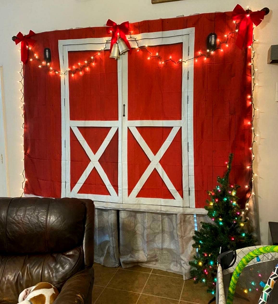 Red Barn Door Backdrop - Western Rustic Farm Wooden Door Wall Photography Background for BBQ Party, Newborn Baby Shower, Cowboy Girl Birthday Decor - 7x5FT - Perfect for Western Themed Events, Rustic Weddings, and Country Style Photo Shoots